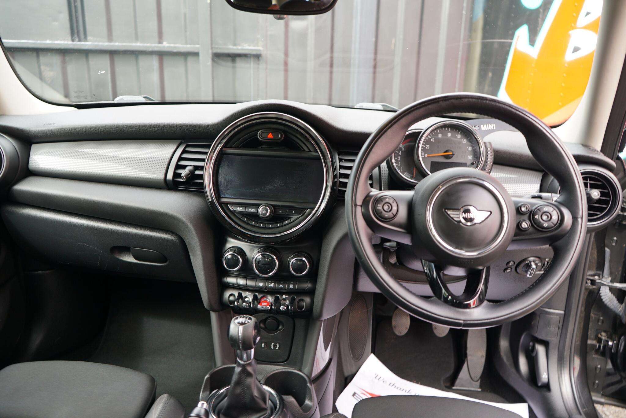 2015 MINI HATCH 2015 MINI HATCH