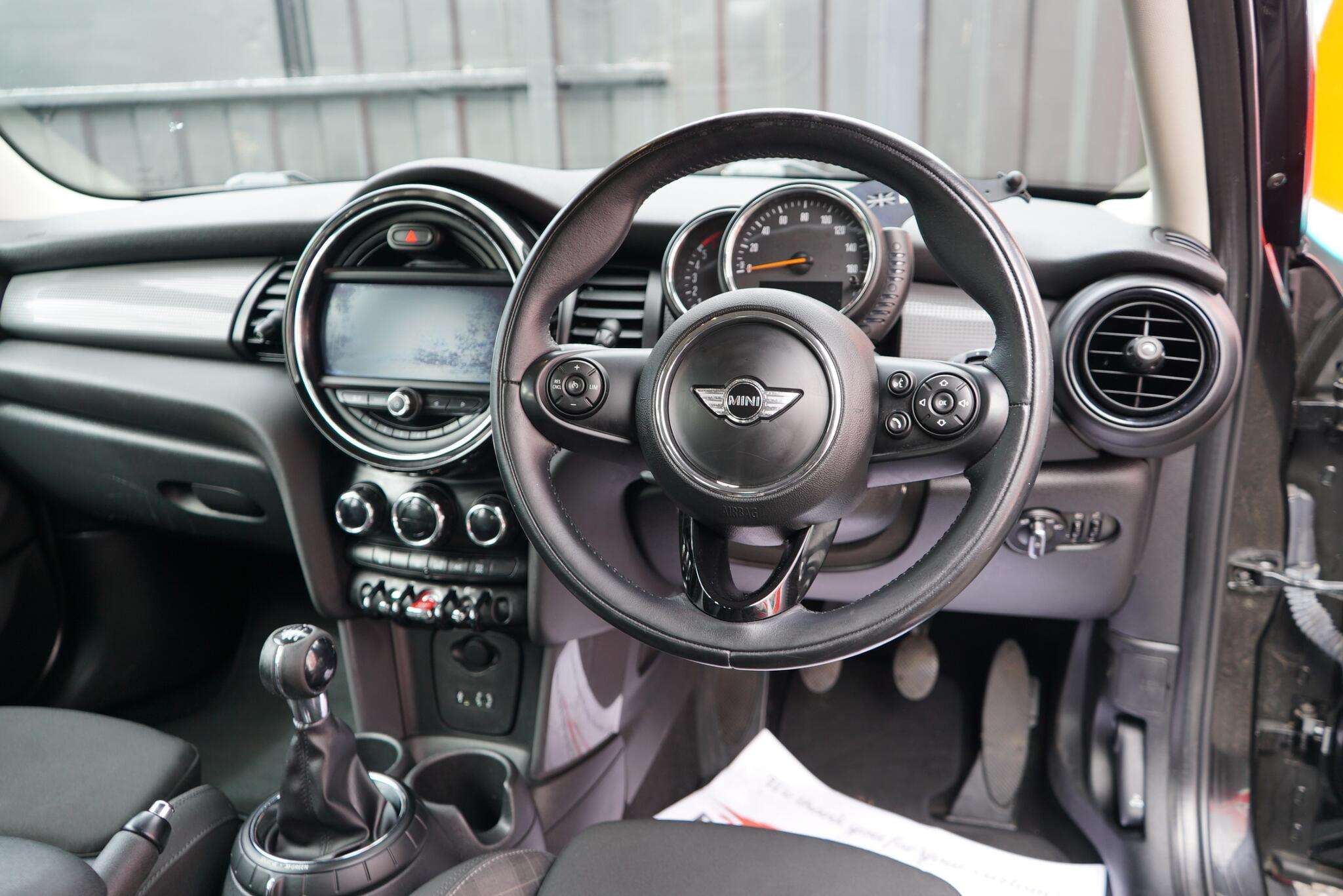 2015 MINI HATCH 2015 MINI HATCH