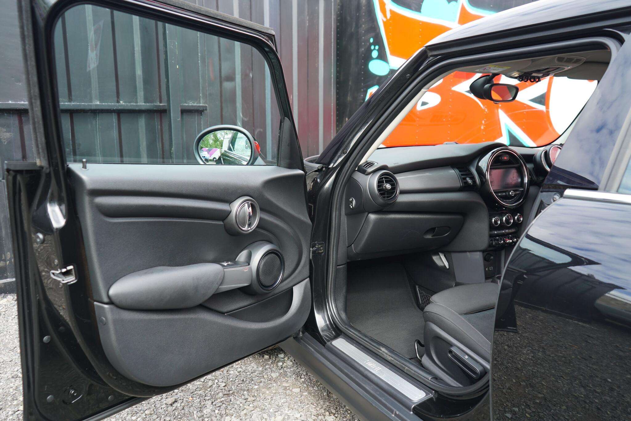2015 MINI HATCH 2015 MINI HATCH