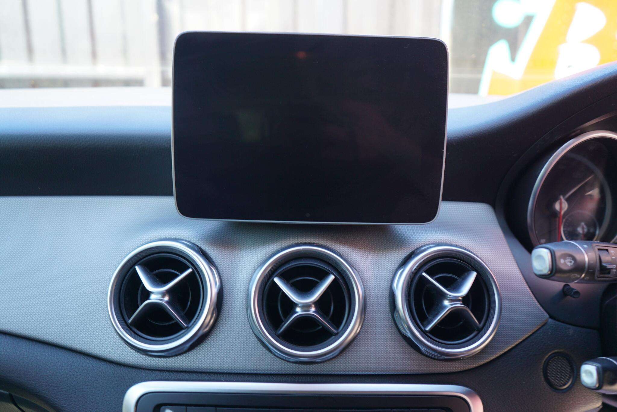 2019 MERCEDES-BENZ GLA 2019 MERCEDES-BENZ GLA
