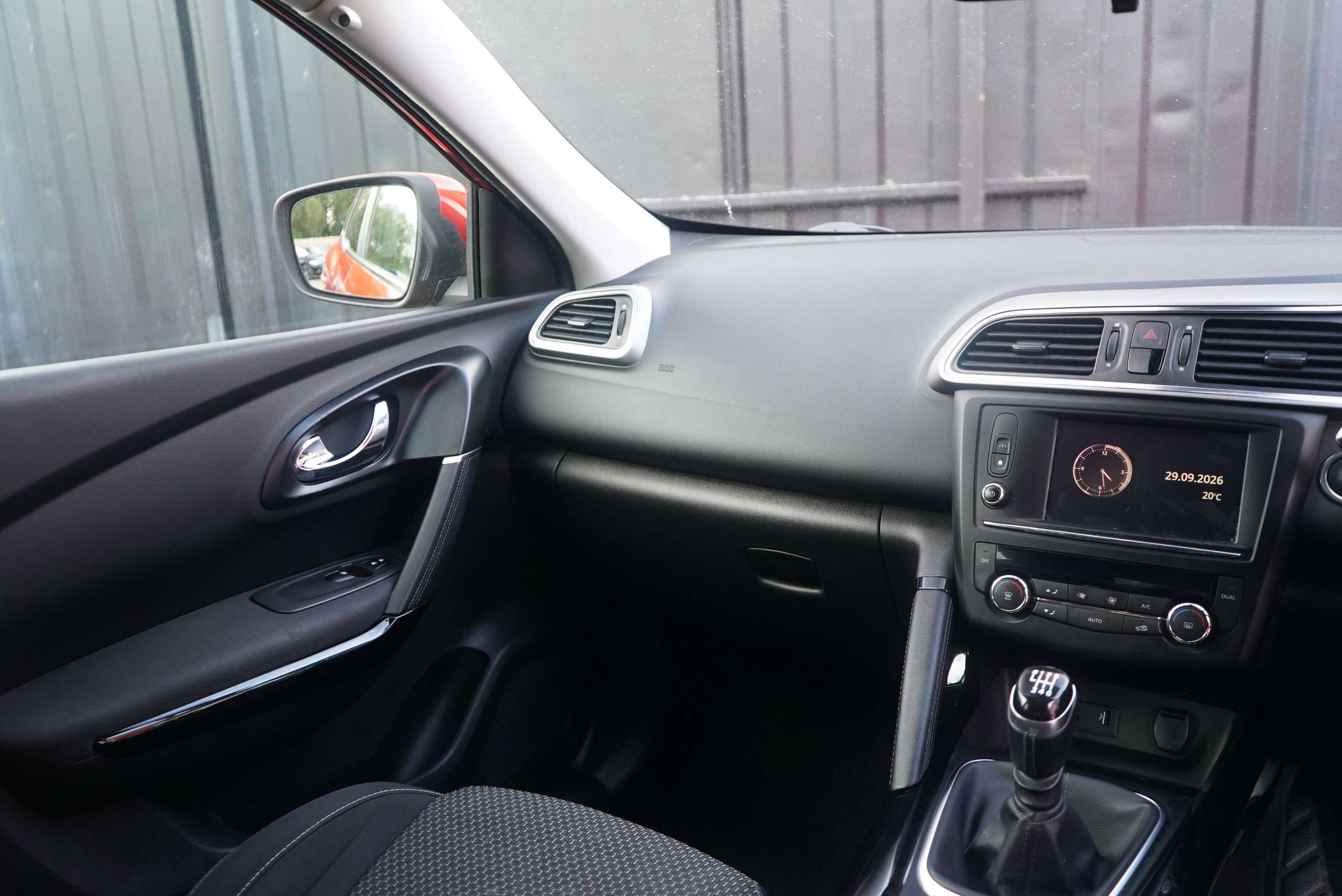 2017 RENAULT KADJAR 2017 RENAULT KADJAR