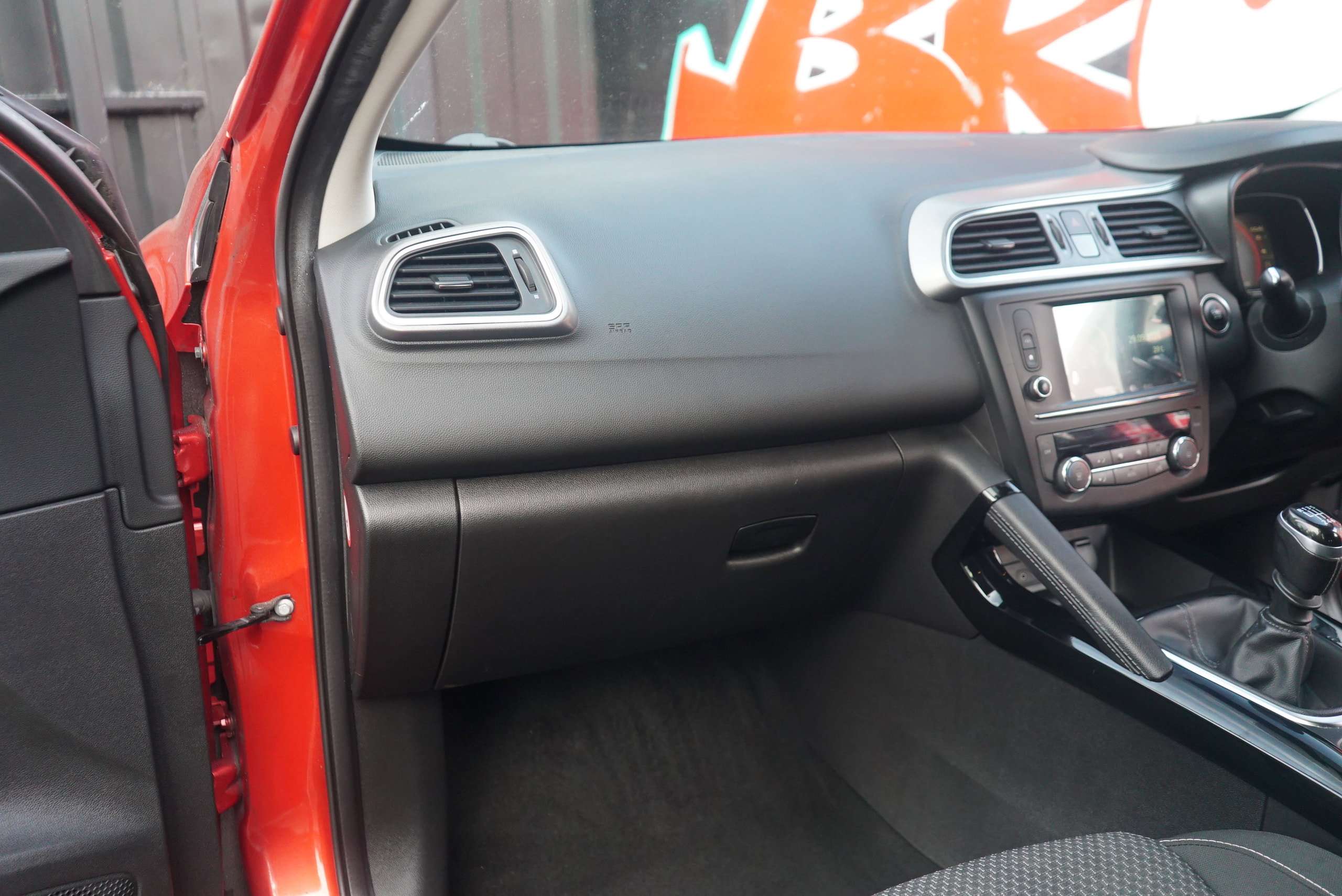 2017 RENAULT KADJAR 2017 RENAULT KADJAR