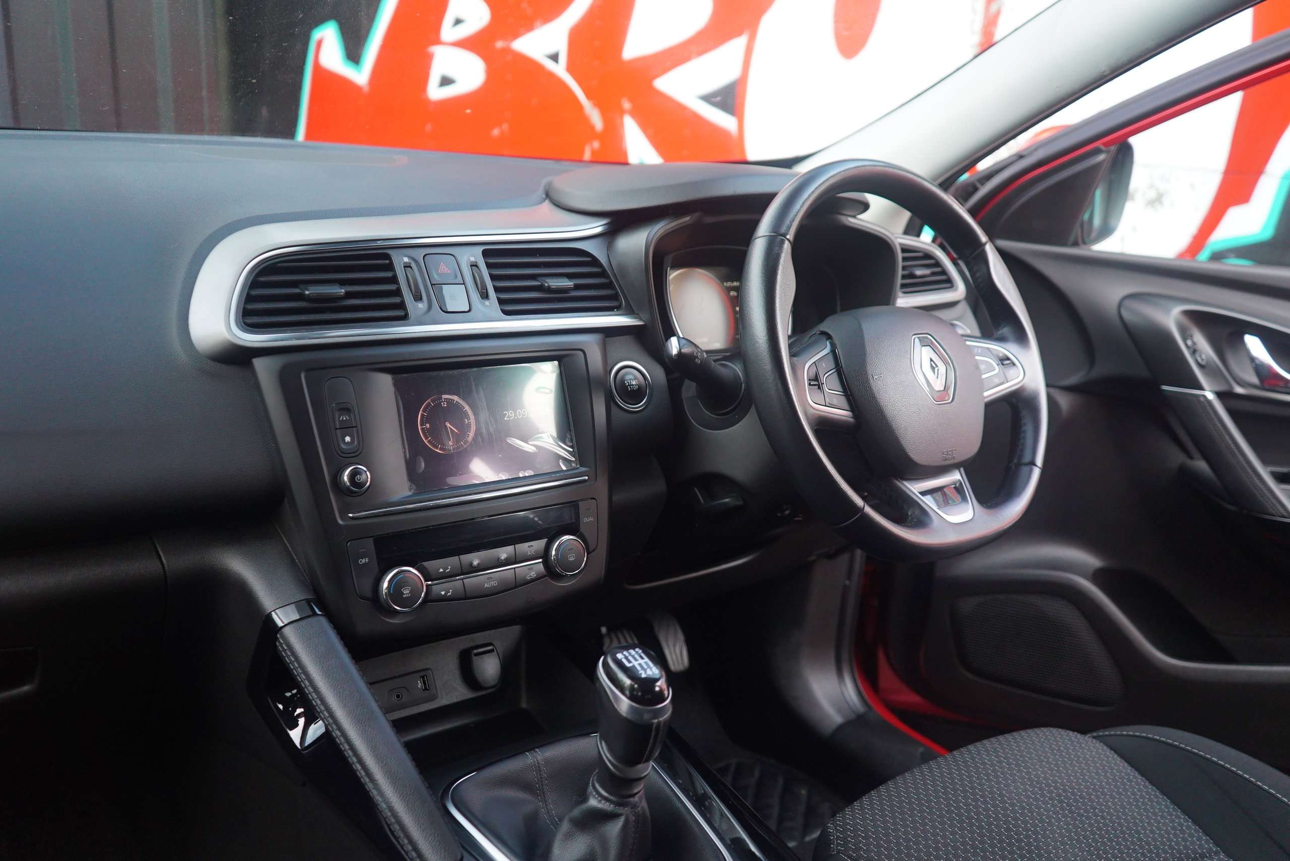 2017 RENAULT KADJAR 2017 RENAULT KADJAR