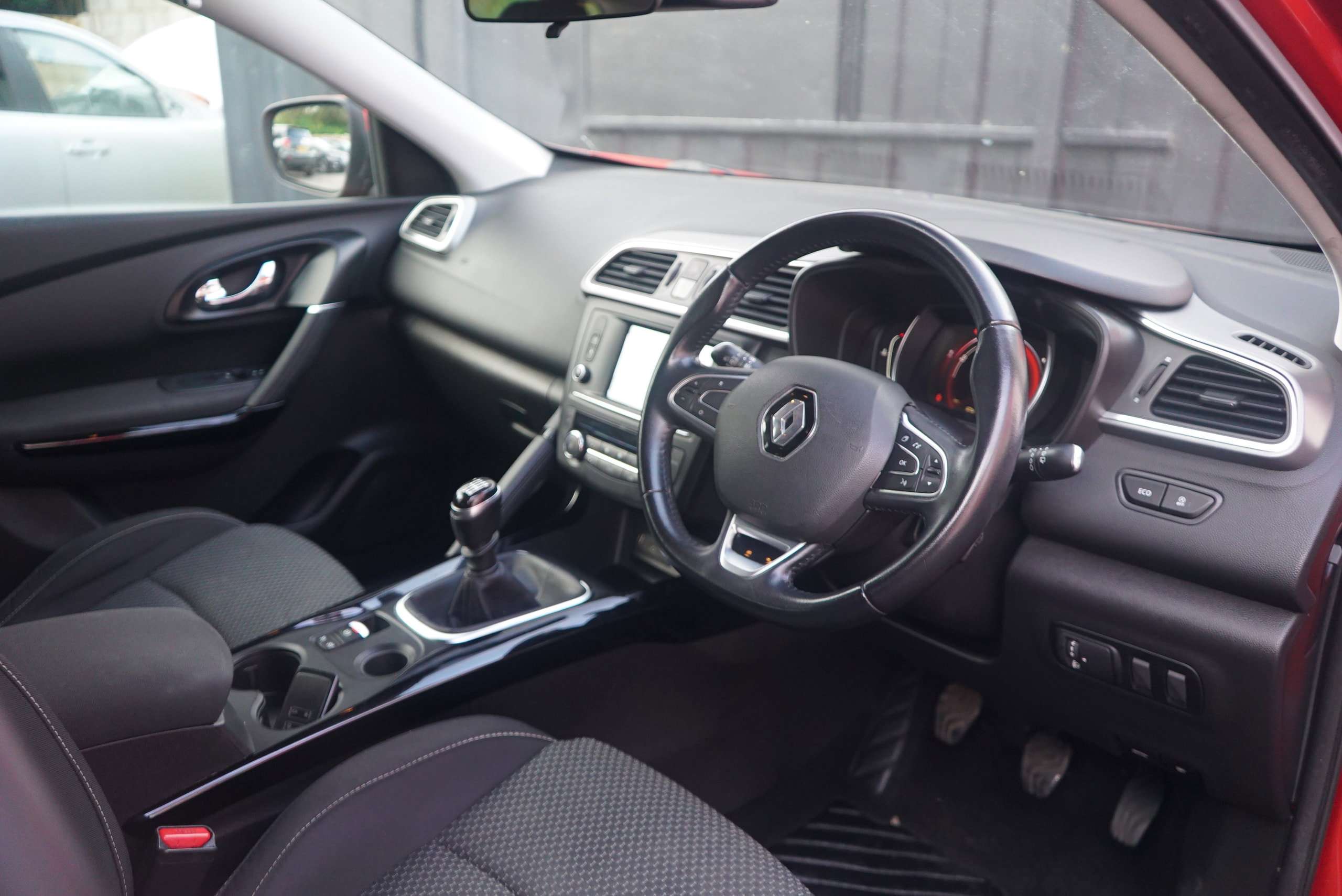 2017 RENAULT KADJAR 2017 RENAULT KADJAR
