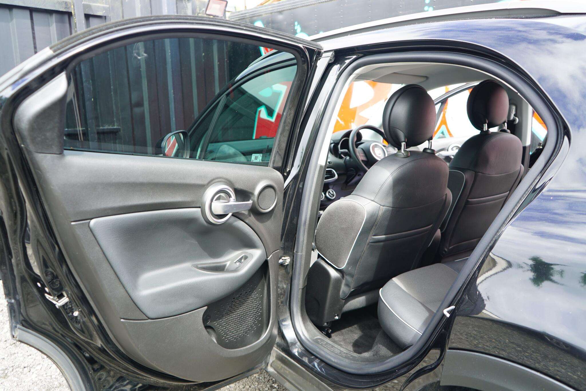 2017 FIAT 500X 2017 FIAT 500X