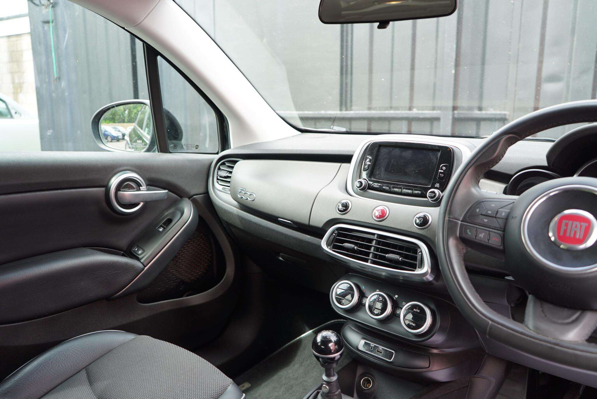 2017 FIAT 500X 2017 FIAT 500X