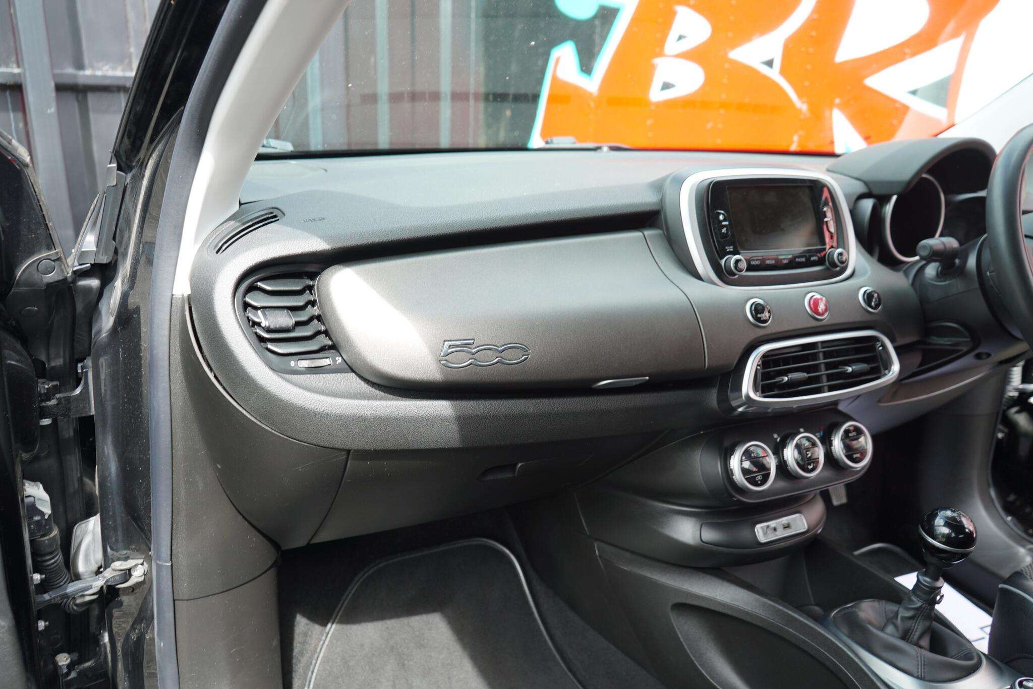 2017 FIAT 500X 2017 FIAT 500X