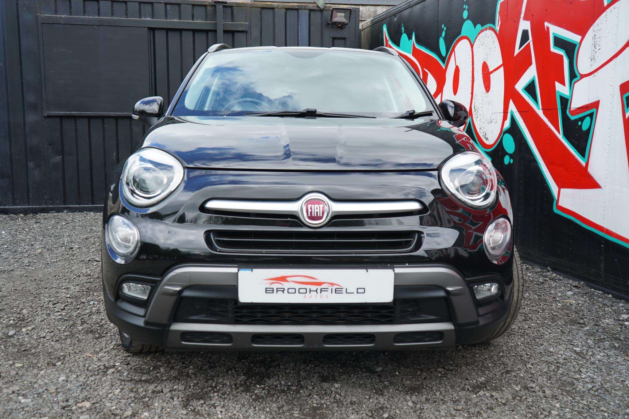 A 2017 FIAT 500X 1.4 MultiAir Cross Plus SUV 5dr Petrol Manual Euro 6 (s/s) (140 ps) A 2017 FIAT 500X 1.4 MultiAir Cross Plus SUV 5dr Petrol Manual Euro 6 (s/s) (140 ps)