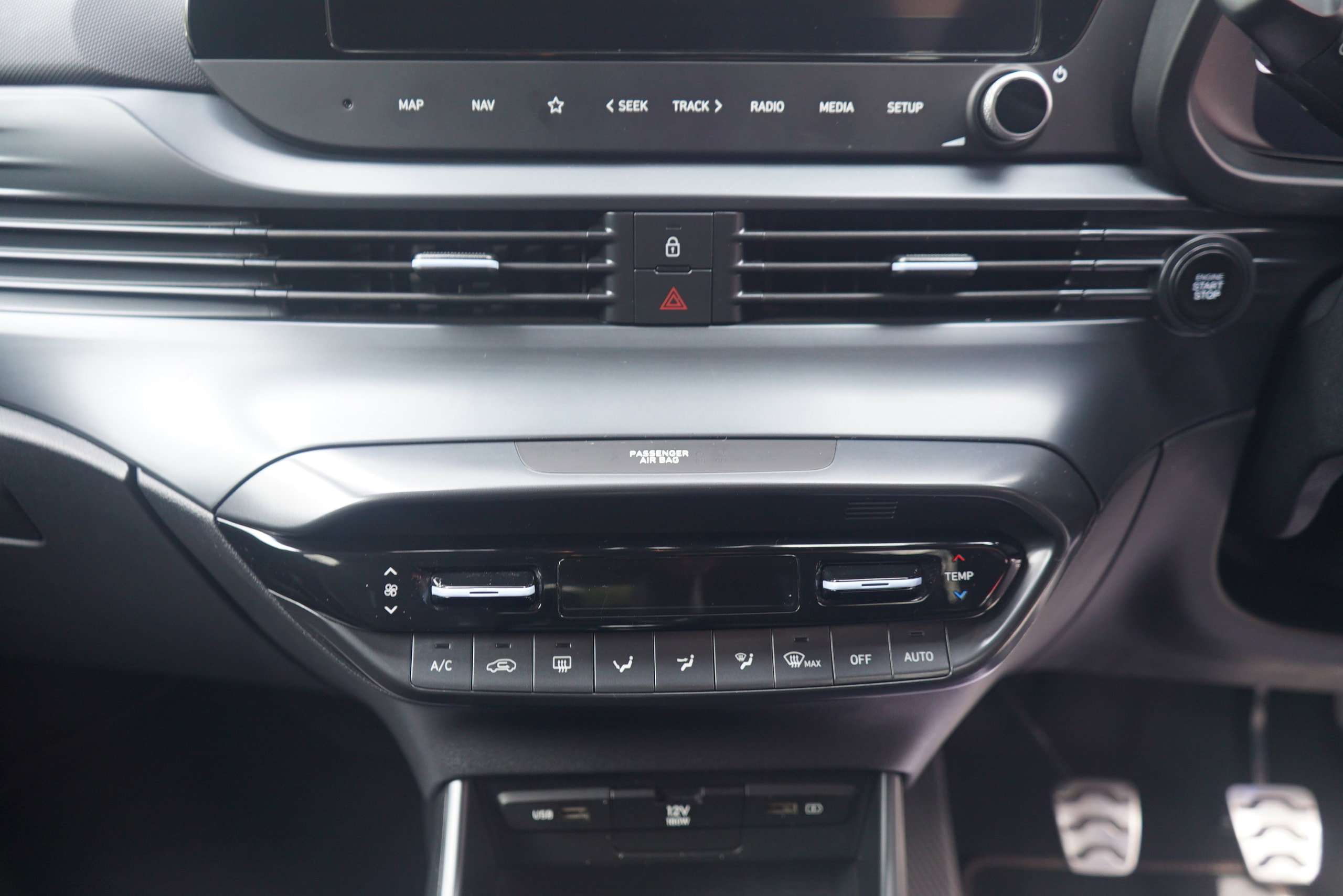 2024 HYUNDAI I20 2024 HYUNDAI I20