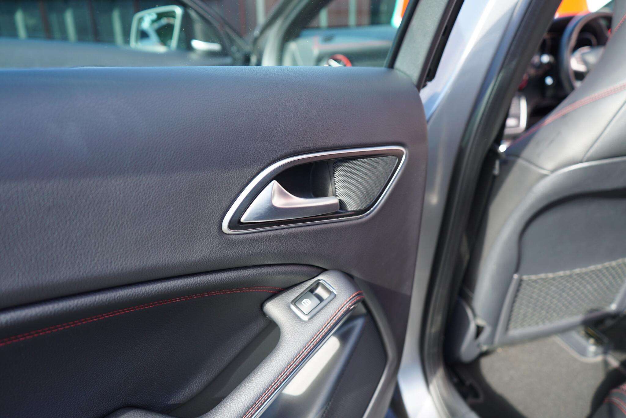 2016 MERCEDES-BENZ A CLASS 2016 MERCEDES-BENZ A CLASS