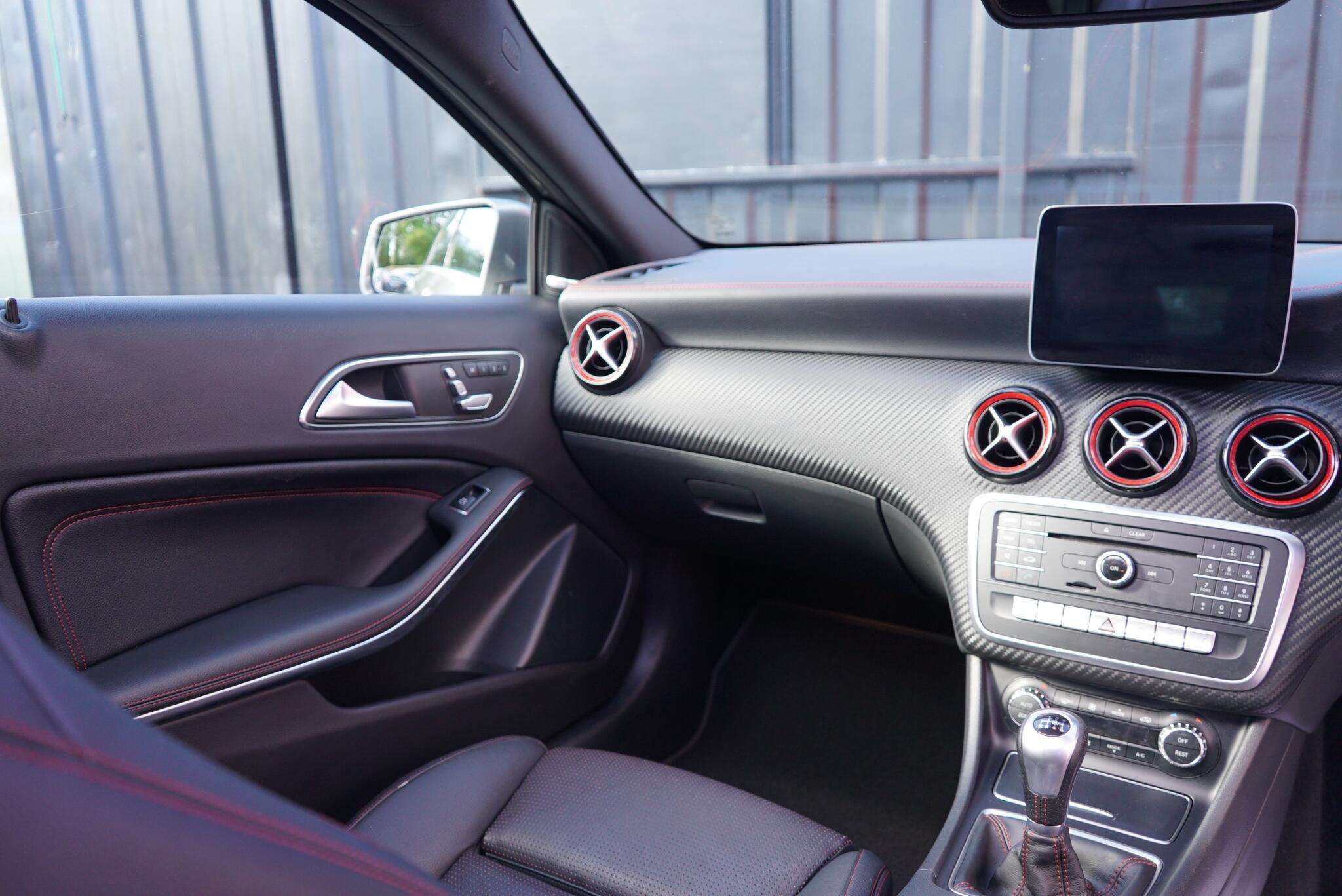2016 MERCEDES-BENZ A CLASS 2016 MERCEDES-BENZ A CLASS