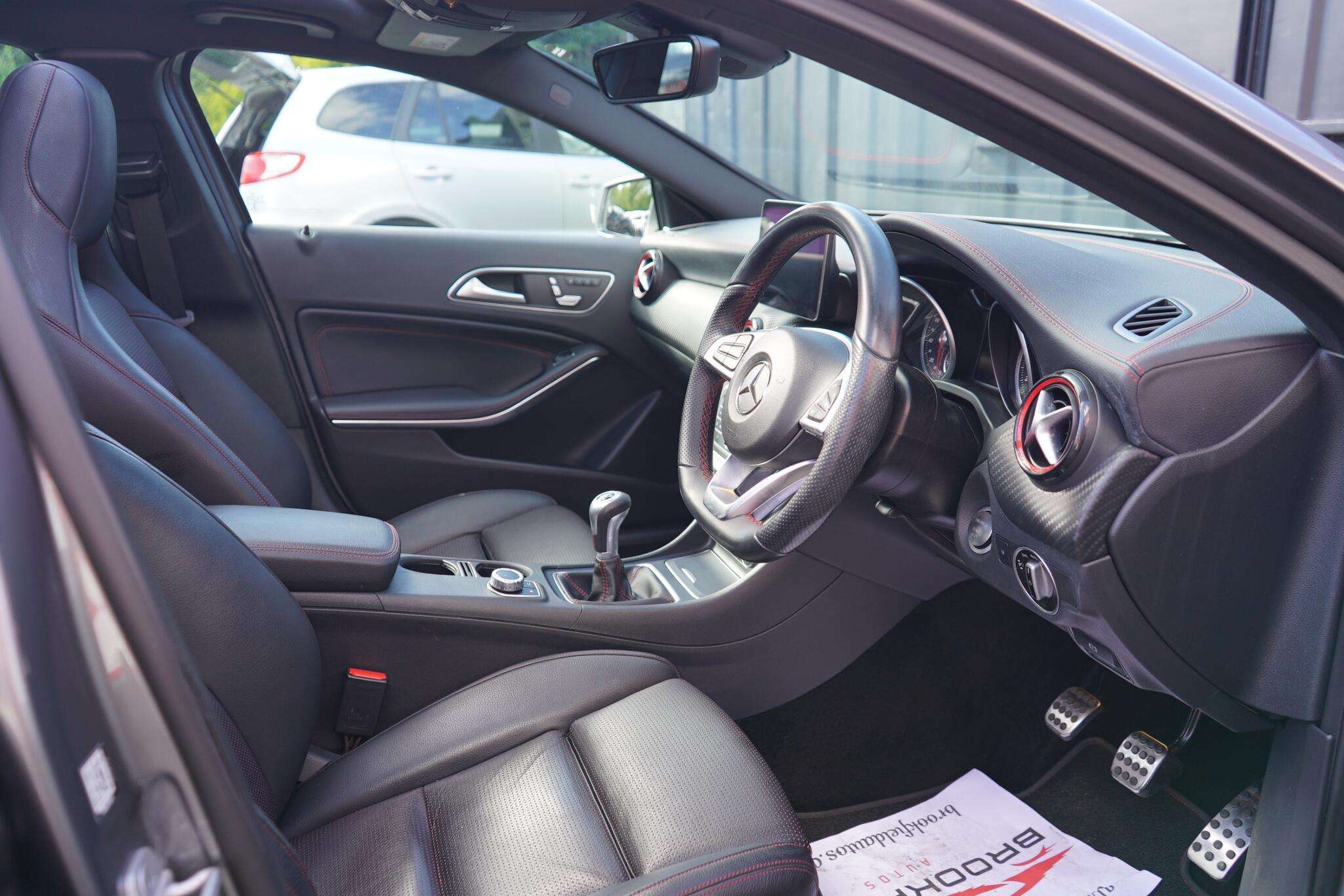 2016 MERCEDES-BENZ A CLASS 2016 MERCEDES-BENZ A CLASS
