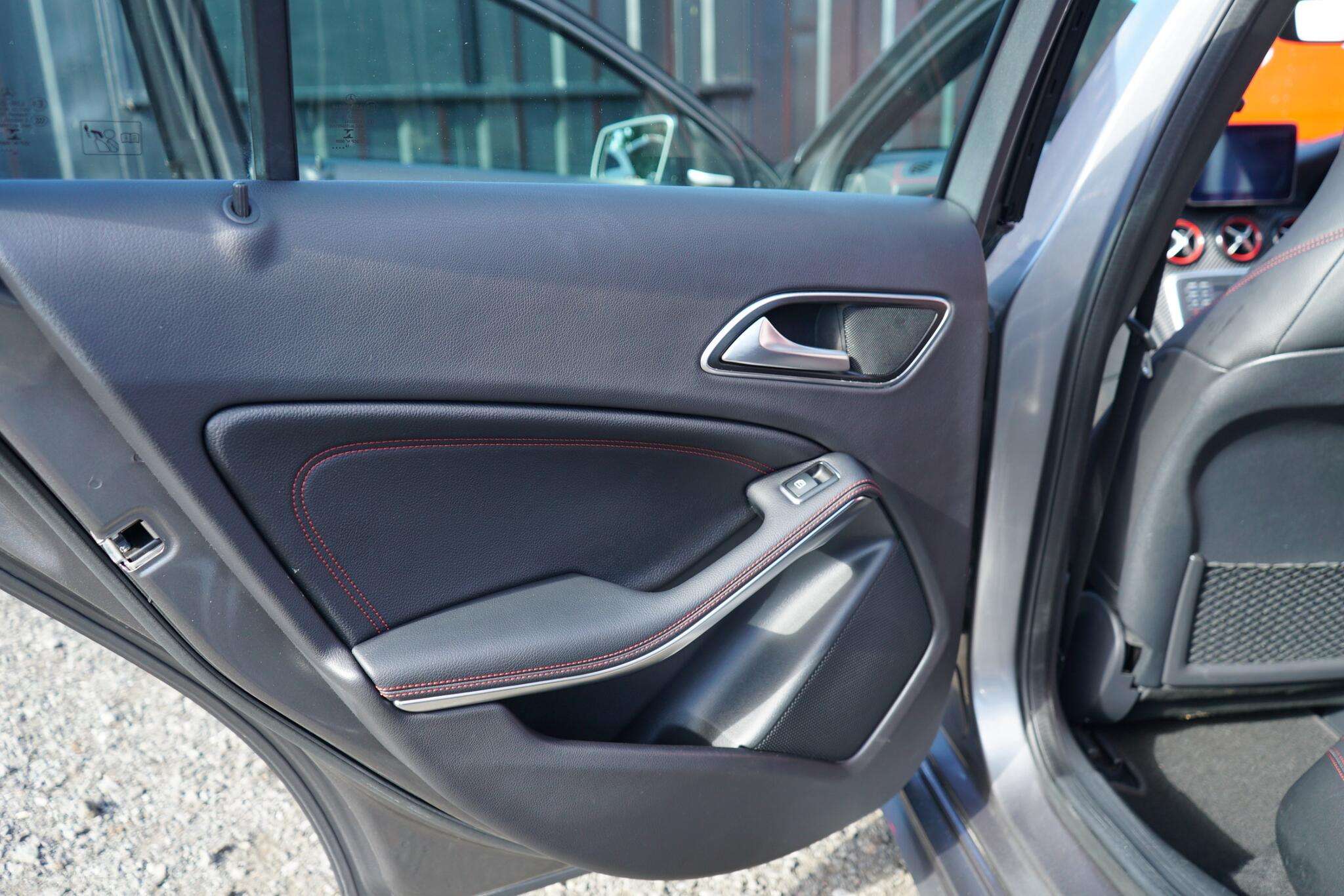 2016 MERCEDES-BENZ A CLASS 2016 MERCEDES-BENZ A CLASS