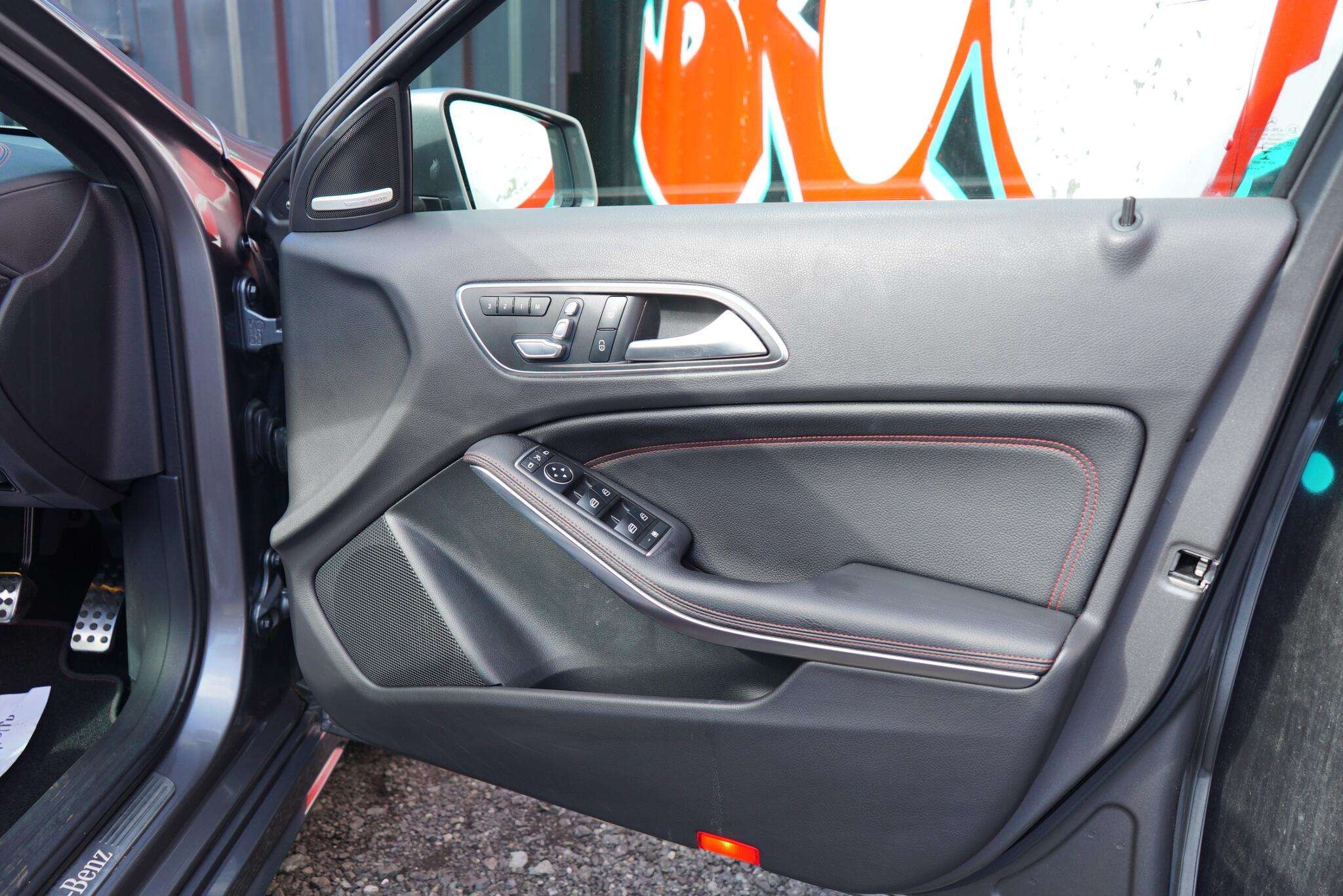 2016 MERCEDES-BENZ A CLASS 2016 MERCEDES-BENZ A CLASS