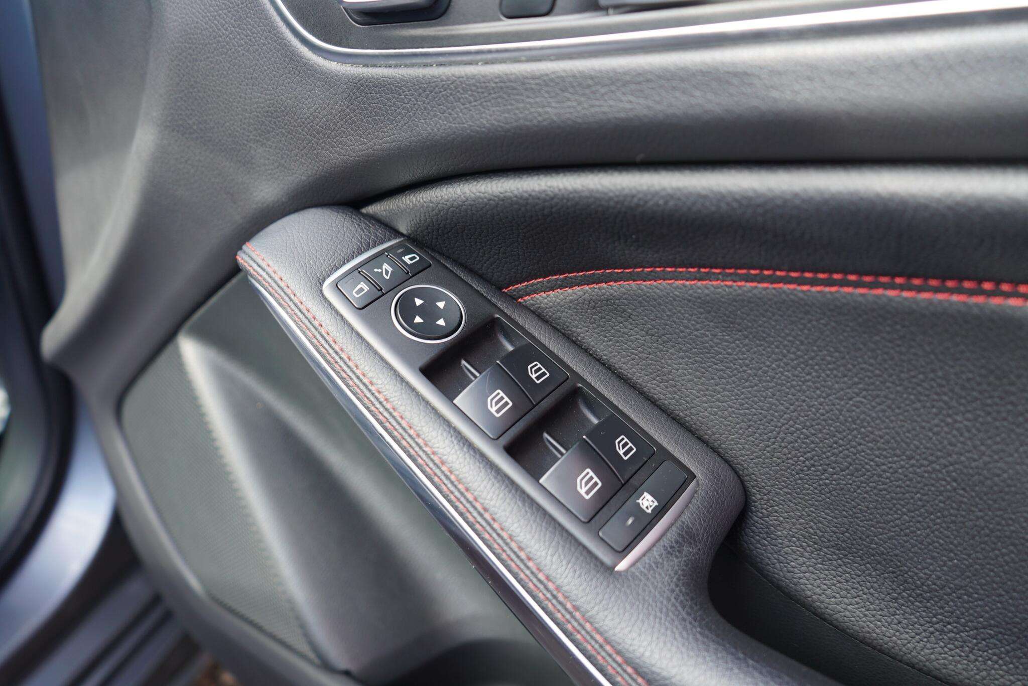 2016 MERCEDES-BENZ A CLASS 2016 MERCEDES-BENZ A CLASS