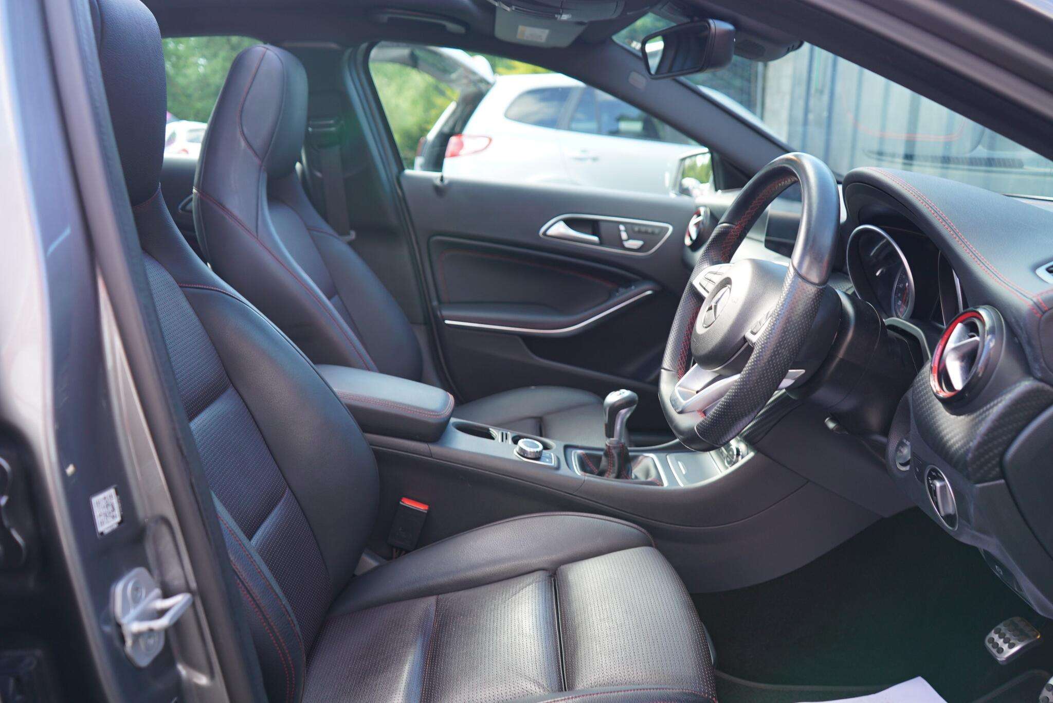 2016 MERCEDES-BENZ A CLASS 2016 MERCEDES-BENZ A CLASS