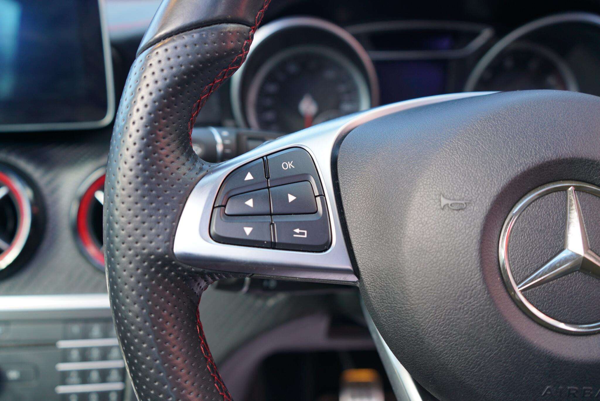 2016 MERCEDES-BENZ A CLASS 2016 MERCEDES-BENZ A CLASS