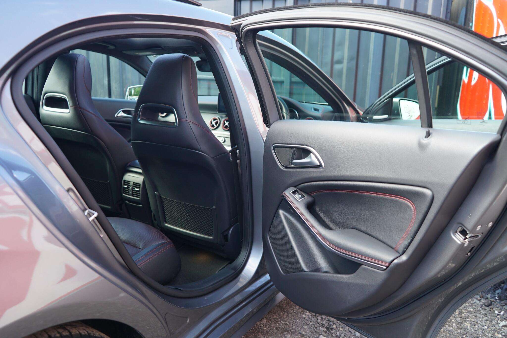 2016 MERCEDES-BENZ A CLASS 2016 MERCEDES-BENZ A CLASS