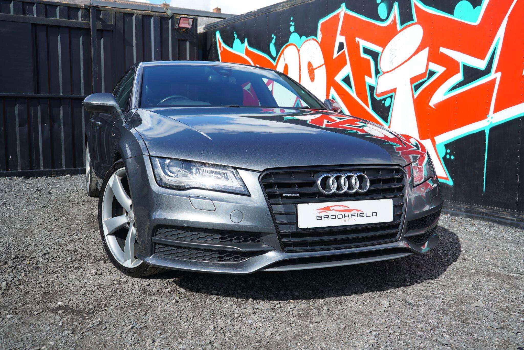 A 2014 AUDI A7 3.0 TDI V6 Black Edition Sportback S Tronic quattro Euro 5 (s/s) 5dr A 2014 AUDI A7 3.0 TDI V6 Black Edition Sportback S Tronic quattro Euro 5 (s/s) 5dr
