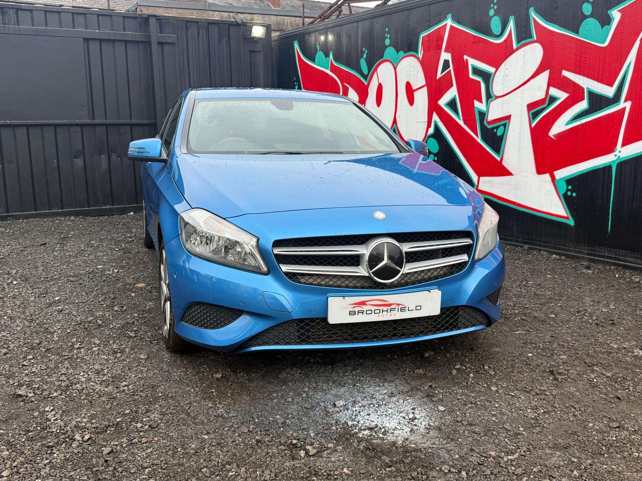 A 2014 MERCEDES-BENZ A CLASS 1.5 A180 CDI Sport Hatchback 5dr Diesel 7G-DCT Euro 5 (s/s) (109 ps) A 2014 MERCEDES-BENZ A CLASS 1.5 A180 CDI Sport Hatchback 5dr Diesel 7G-DCT Euro 5 (s/s) (109 ps)