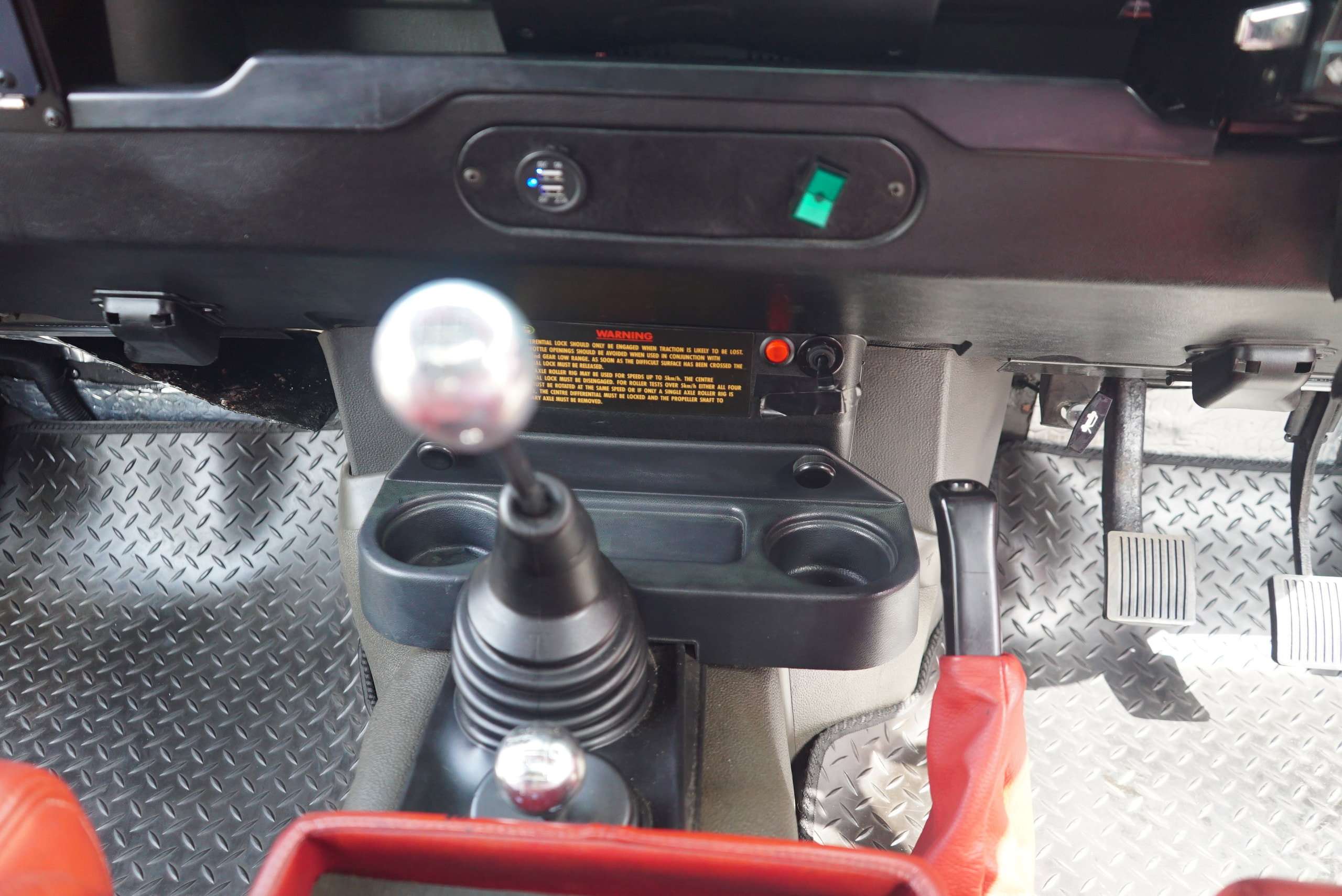 1993 LAND ROVER DEFENDER 90 1993 LAND ROVER DEFENDER 90