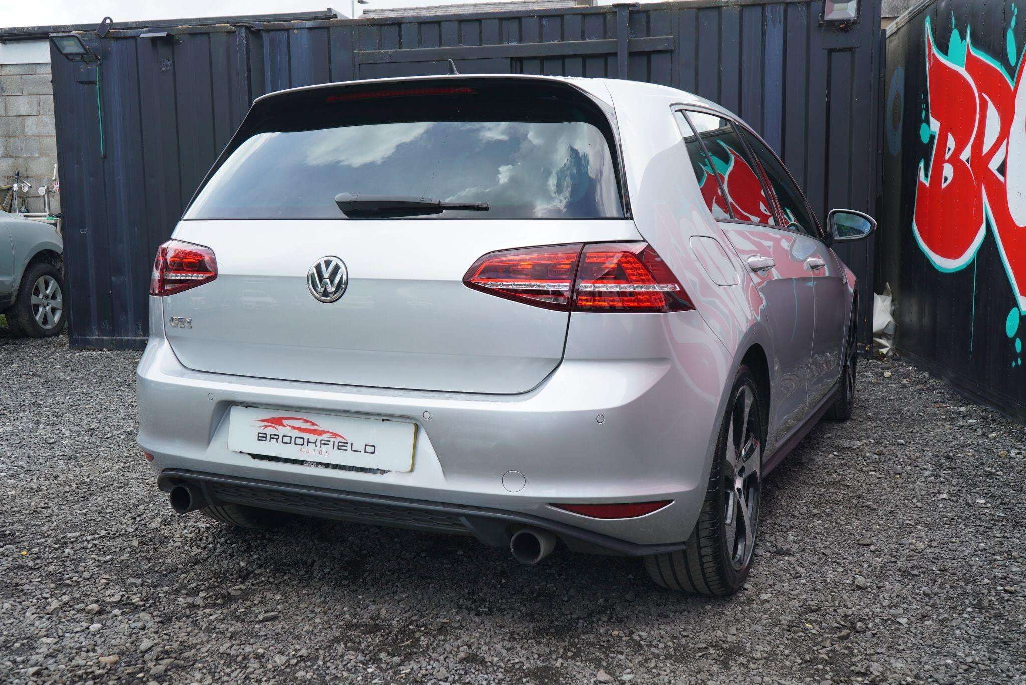 2017 VOLKSWAGEN GOLF 2017 VOLKSWAGEN GOLF