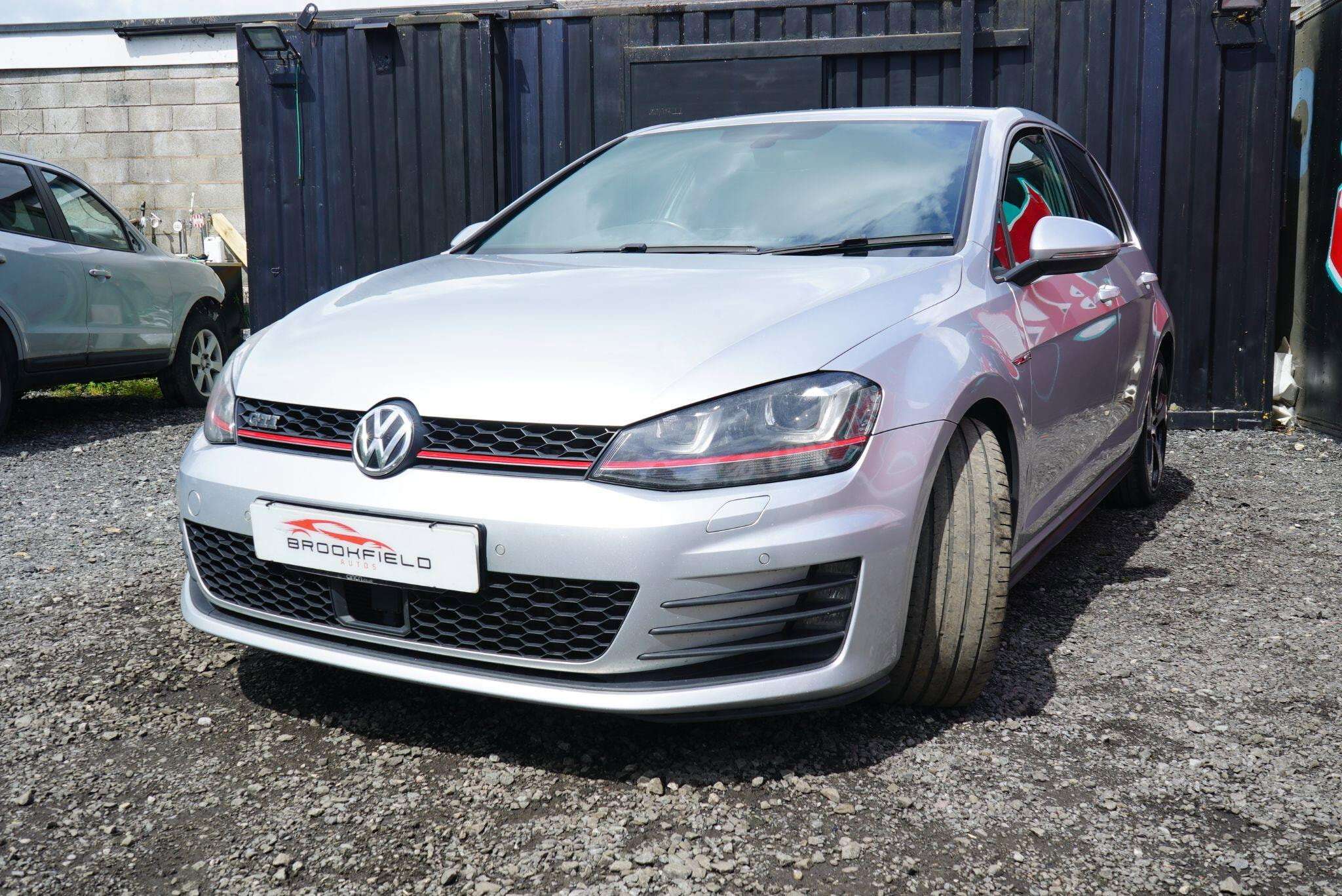 2017 VOLKSWAGEN GOLF 2017 VOLKSWAGEN GOLF