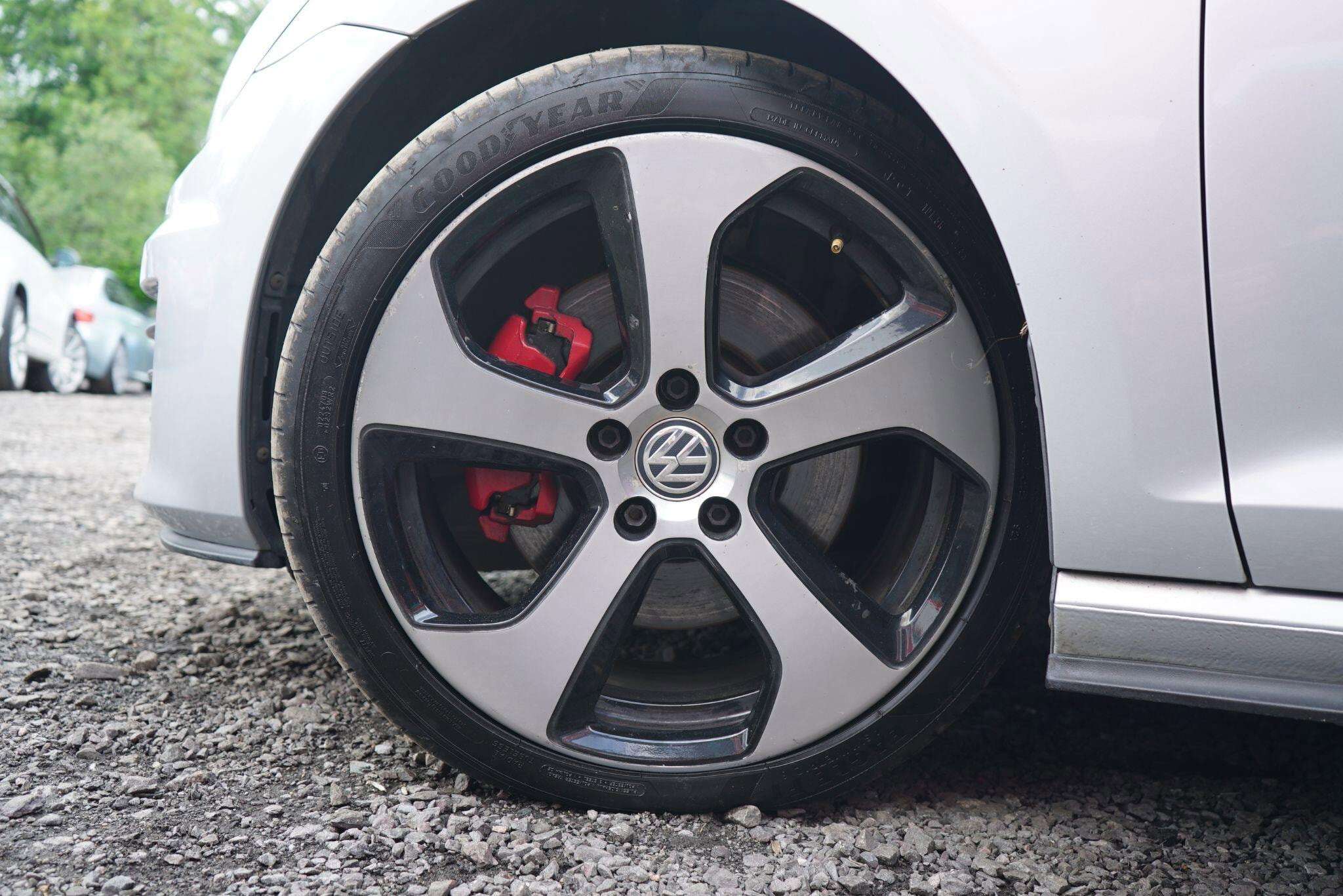 2017 VOLKSWAGEN GOLF 2017 VOLKSWAGEN GOLF