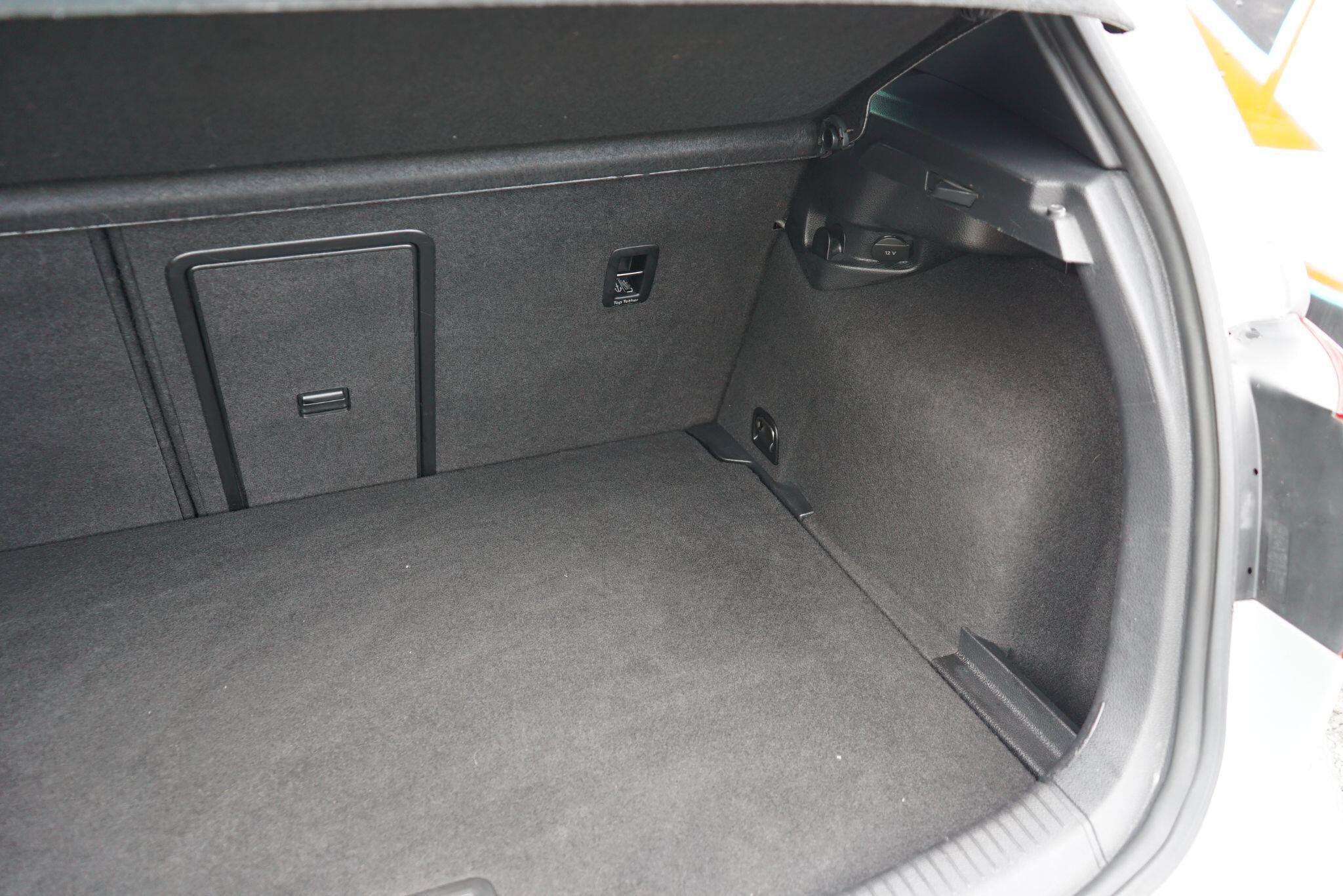 2017 VOLKSWAGEN GOLF 2017 VOLKSWAGEN GOLF