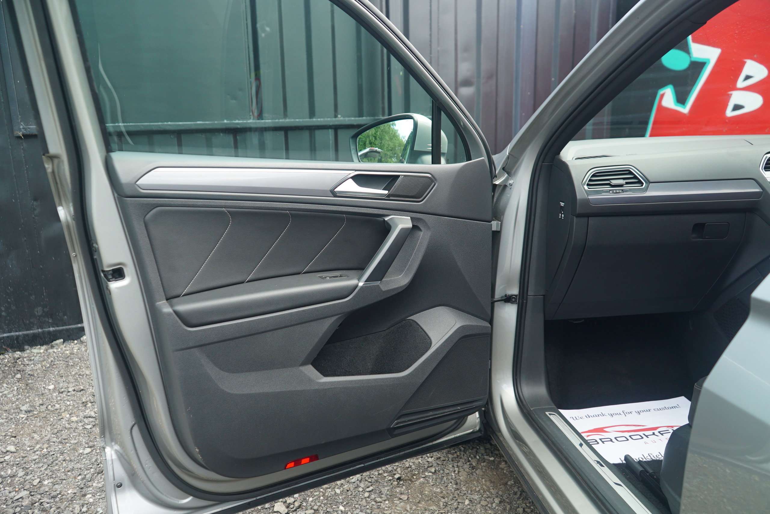 2017 VOLKSWAGEN TIGUAN 2017 VOLKSWAGEN TIGUAN