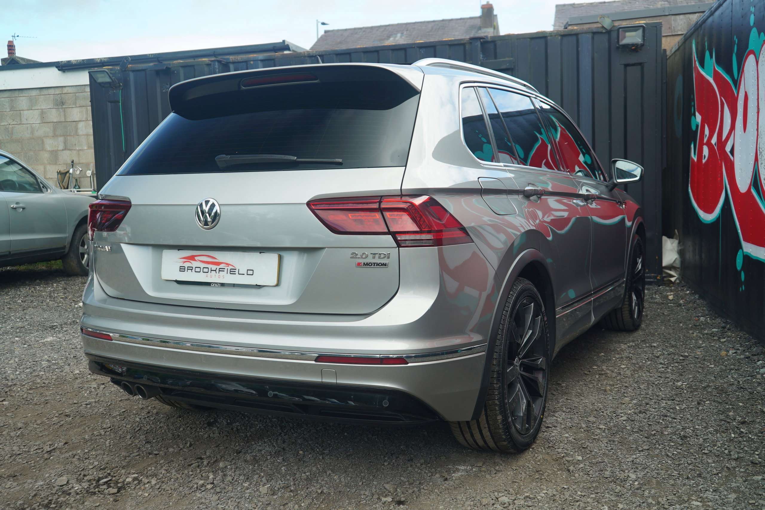 2017 VOLKSWAGEN TIGUAN 2017 VOLKSWAGEN TIGUAN