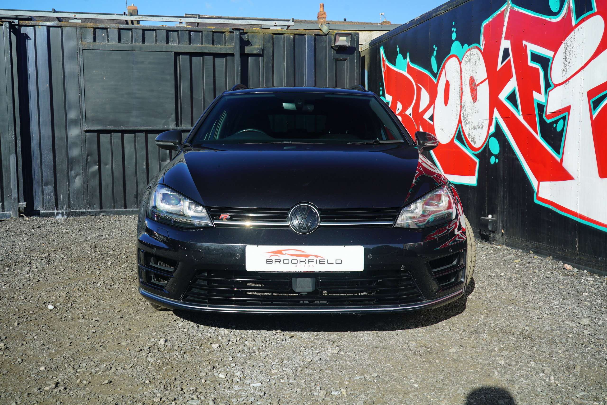A 2017 VOLKSWAGEN GOLF 2.0 TSI BlueMotion Tech R Estate 5dr Petrol DSG 4MOTION Euro 6 (s/s) (300 ps) A 2017 VOLKSWAGEN GOLF 2.0 TSI BlueMotion Tech R Estate 5dr Petrol DSG 4MOTION Euro 6 (s/s) (300 ps)