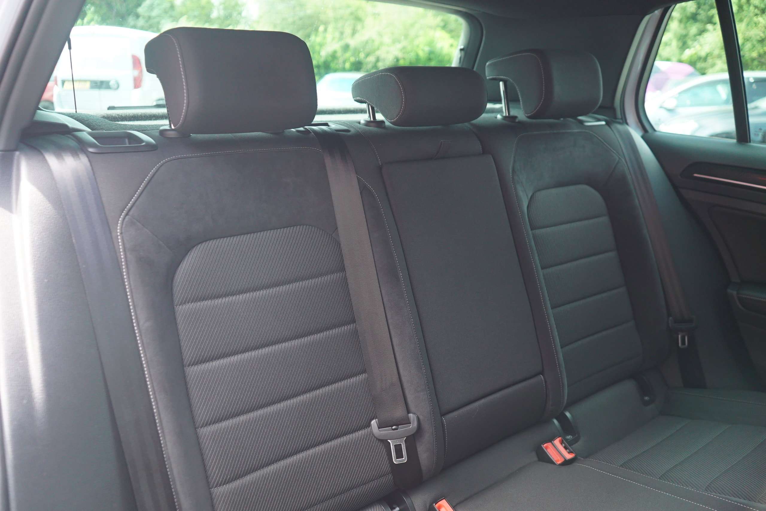 2017 VOLKSWAGEN GOLF 2017 VOLKSWAGEN GOLF