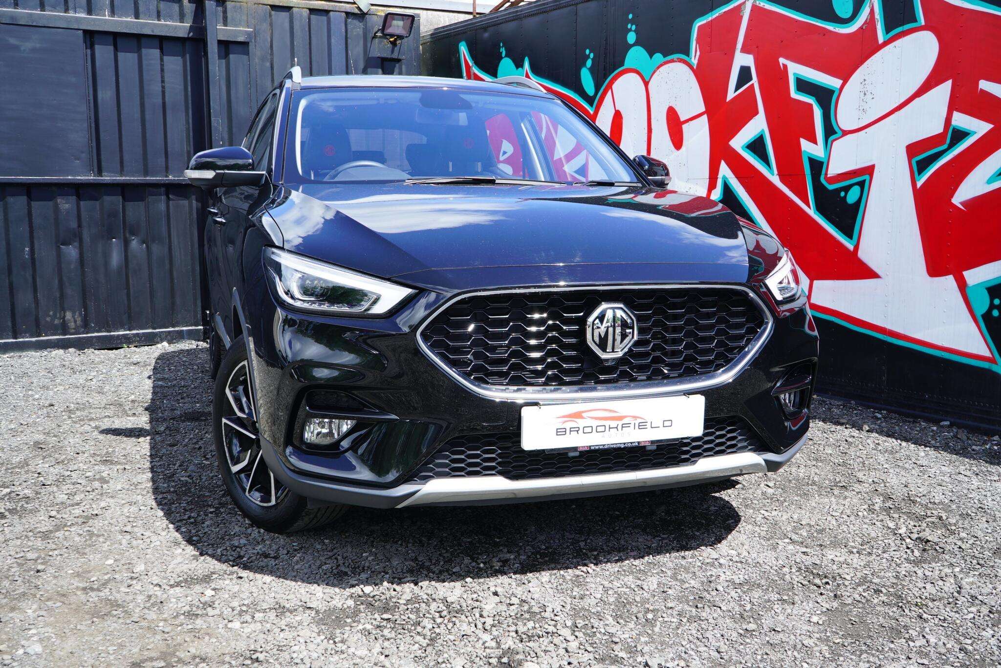 A 2021 MG MG ZS 1.0 T-GDI Exclusive SUV 5dr Petrol Auto Euro 6 (111 ps) A 2021 MG MG ZS 1.0 T-GDI Exclusive SUV 5dr Petrol Auto Euro 6 (111 ps)