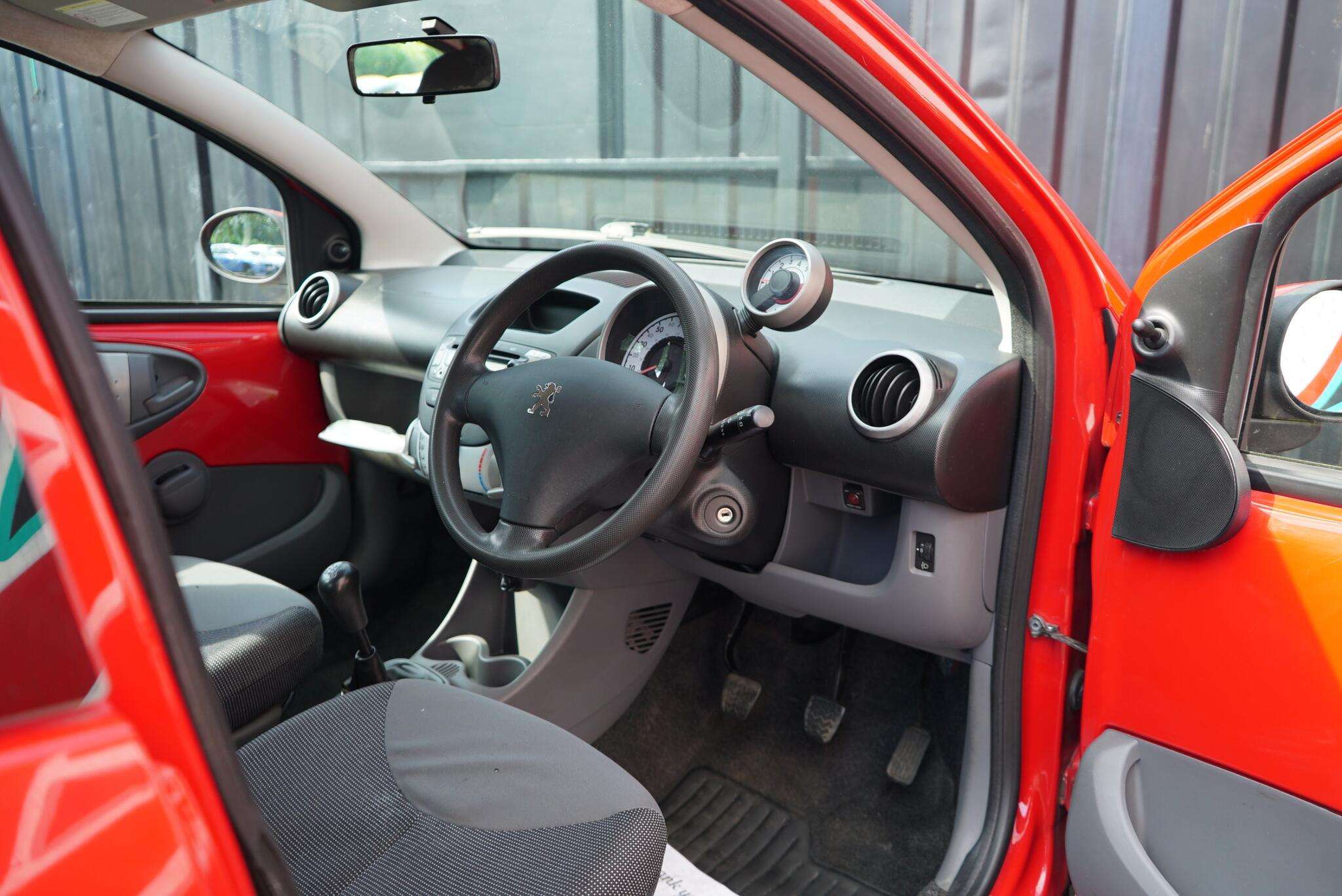 2007 PEUGEOT 107 2007 PEUGEOT 107