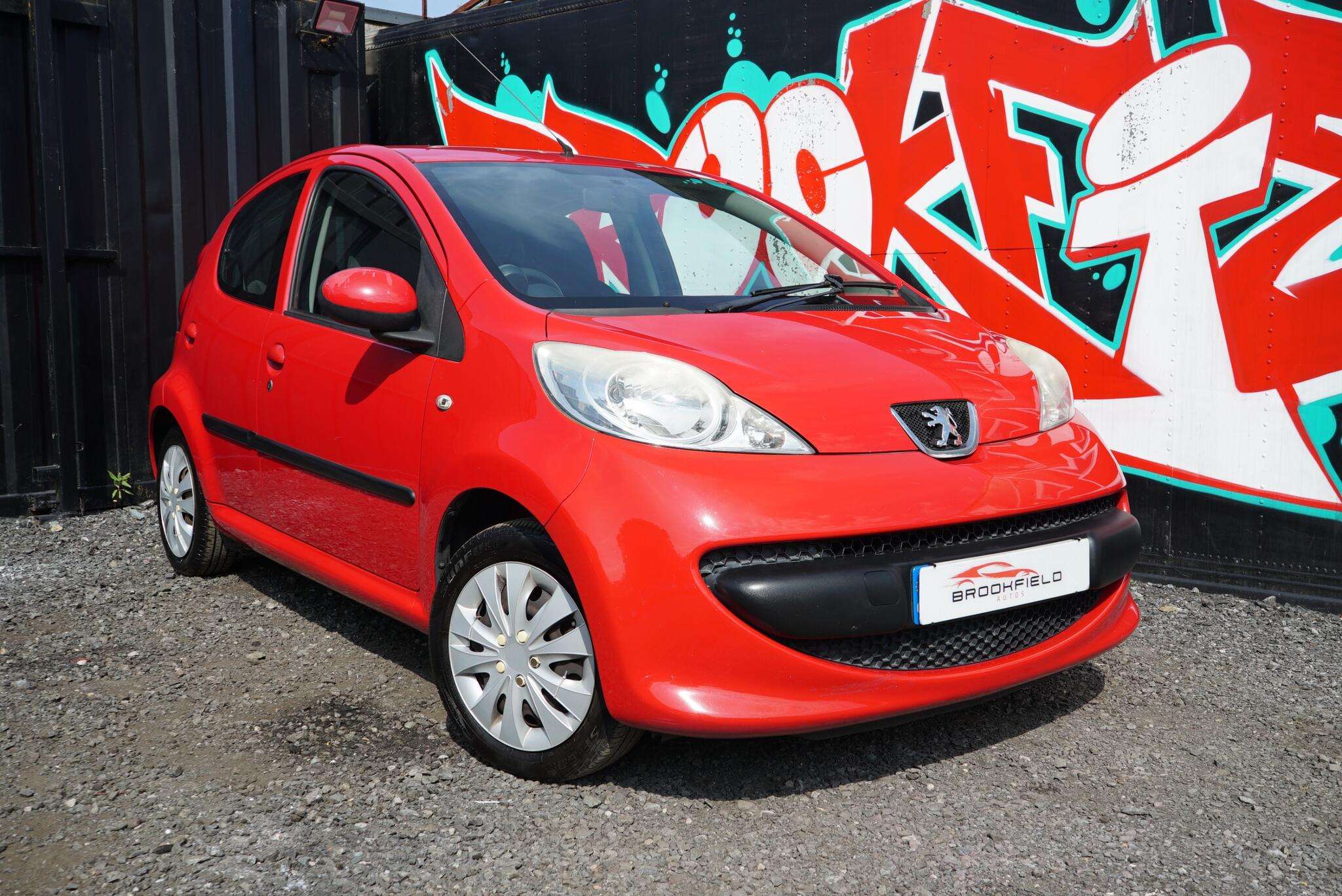A 2007 PEUGEOT 107 1.0 12V Urban Hatchback 5dr Petrol Manual Euro 4 (68 ps) A 2007 PEUGEOT 107 1.0 12V Urban Hatchback 5dr Petrol Manual Euro 4 (68 ps)