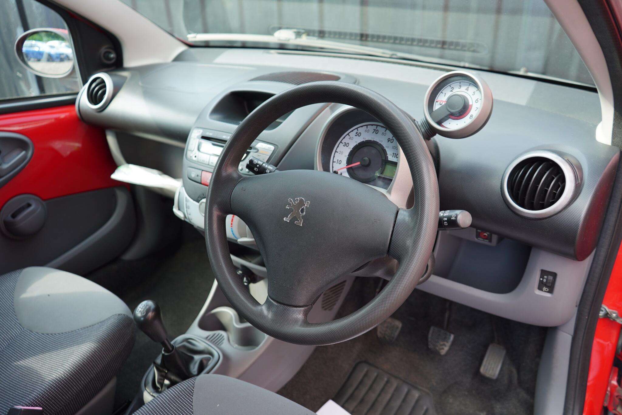 2007 PEUGEOT 107 2007 PEUGEOT 107