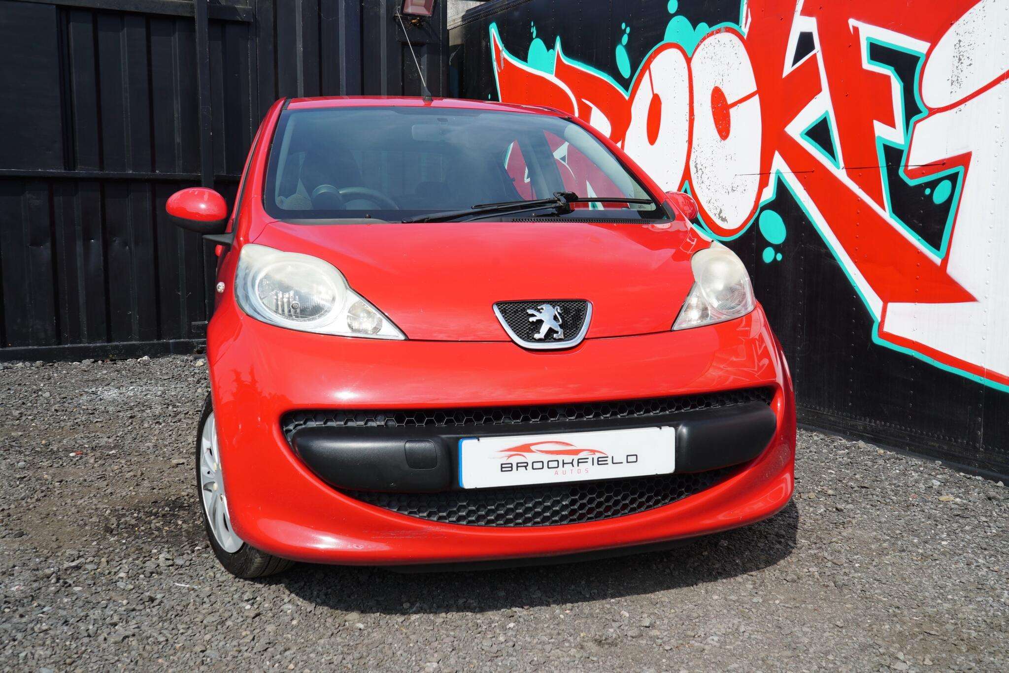 A 2007 PEUGEOT 107 1.0 12V Urban Hatchback 5dr Petrol Manual Euro 4 (68 ps) A 2007 PEUGEOT 107 1.0 12V Urban Hatchback 5dr Petrol Manual Euro 4 (68 ps)