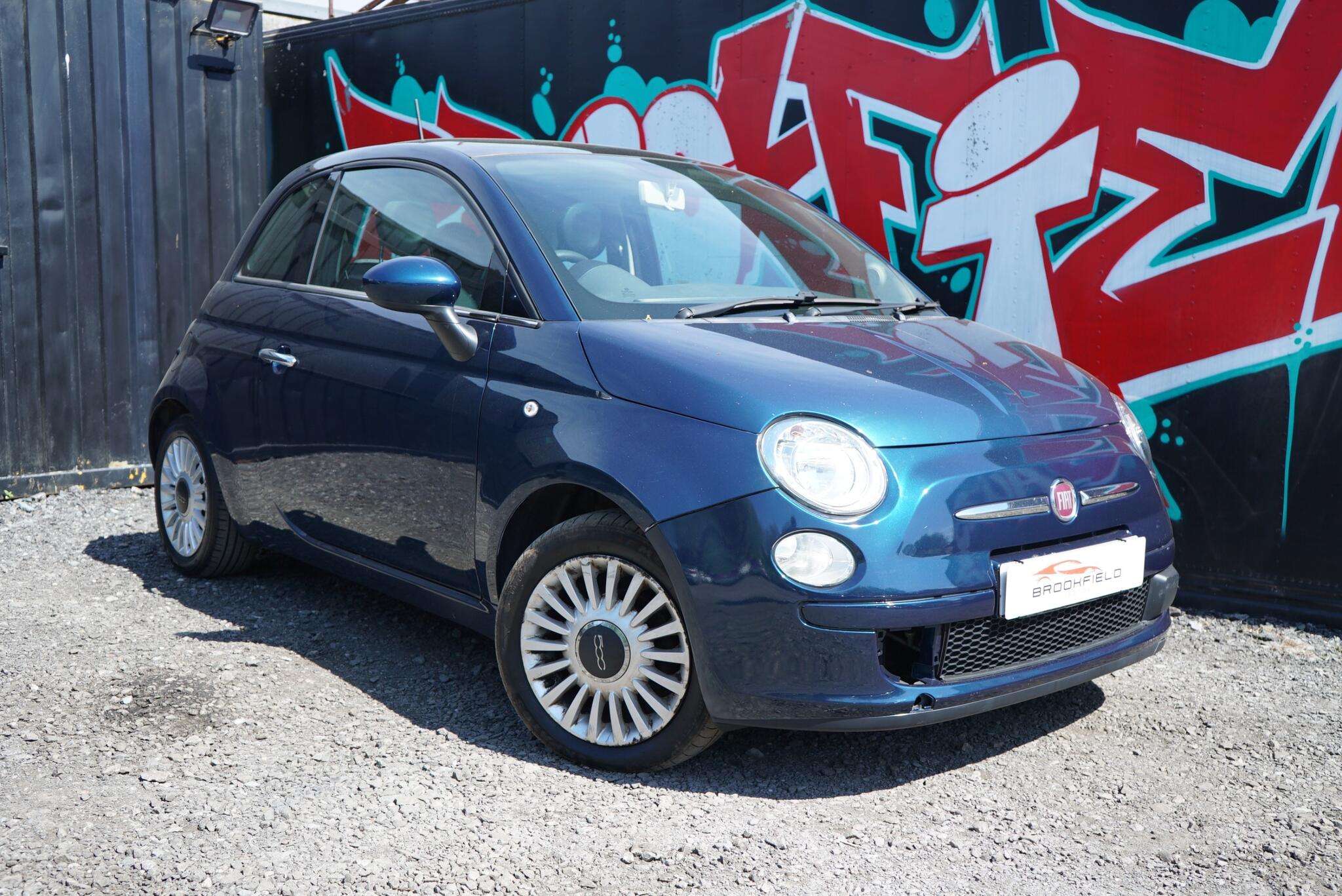 A 2013 FIAT 500 1.2 Lounge Hatchback 3dr Petrol Manual Euro 4 (69 bhp) A 2013 FIAT 500 1.2 Lounge Hatchback 3dr Petrol Manual Euro 4 (69 bhp)