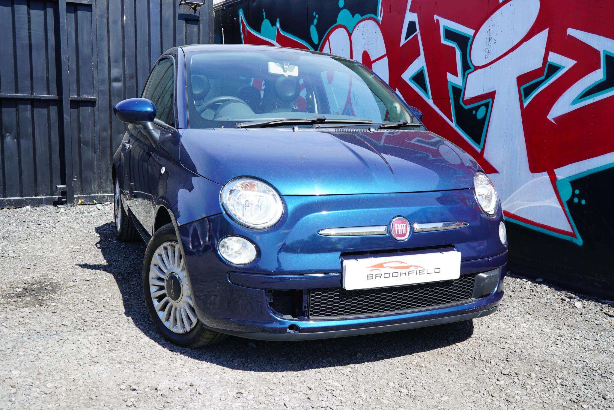 A 2013 FIAT 500 1.2 Lounge Hatchback 3dr Petrol Manual Euro 4 (69 bhp) A 2013 FIAT 500 1.2 Lounge Hatchback 3dr Petrol Manual Euro 4 (69 bhp)