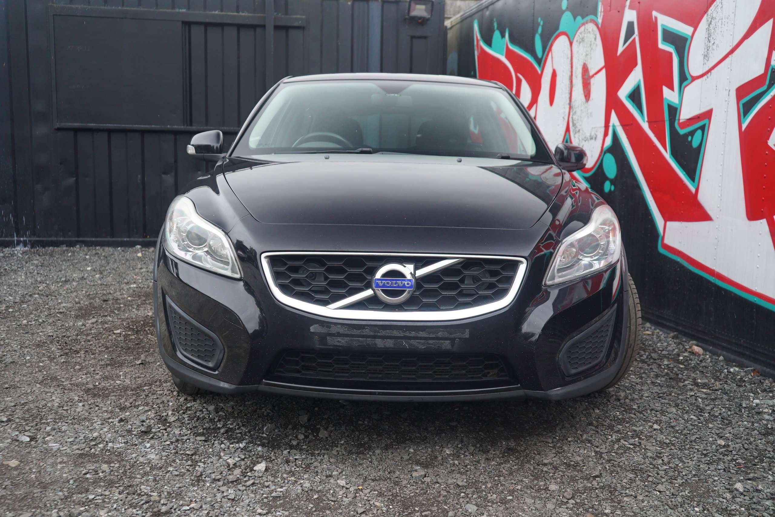 A 2011 VOLVO C30 2.0 ES Sports Coupe 3dr Petrol Manual Euro 5 (145 ps) A 2011 VOLVO C30 2.0 ES Sports Coupe 3dr Petrol Manual Euro 5 (145 ps)