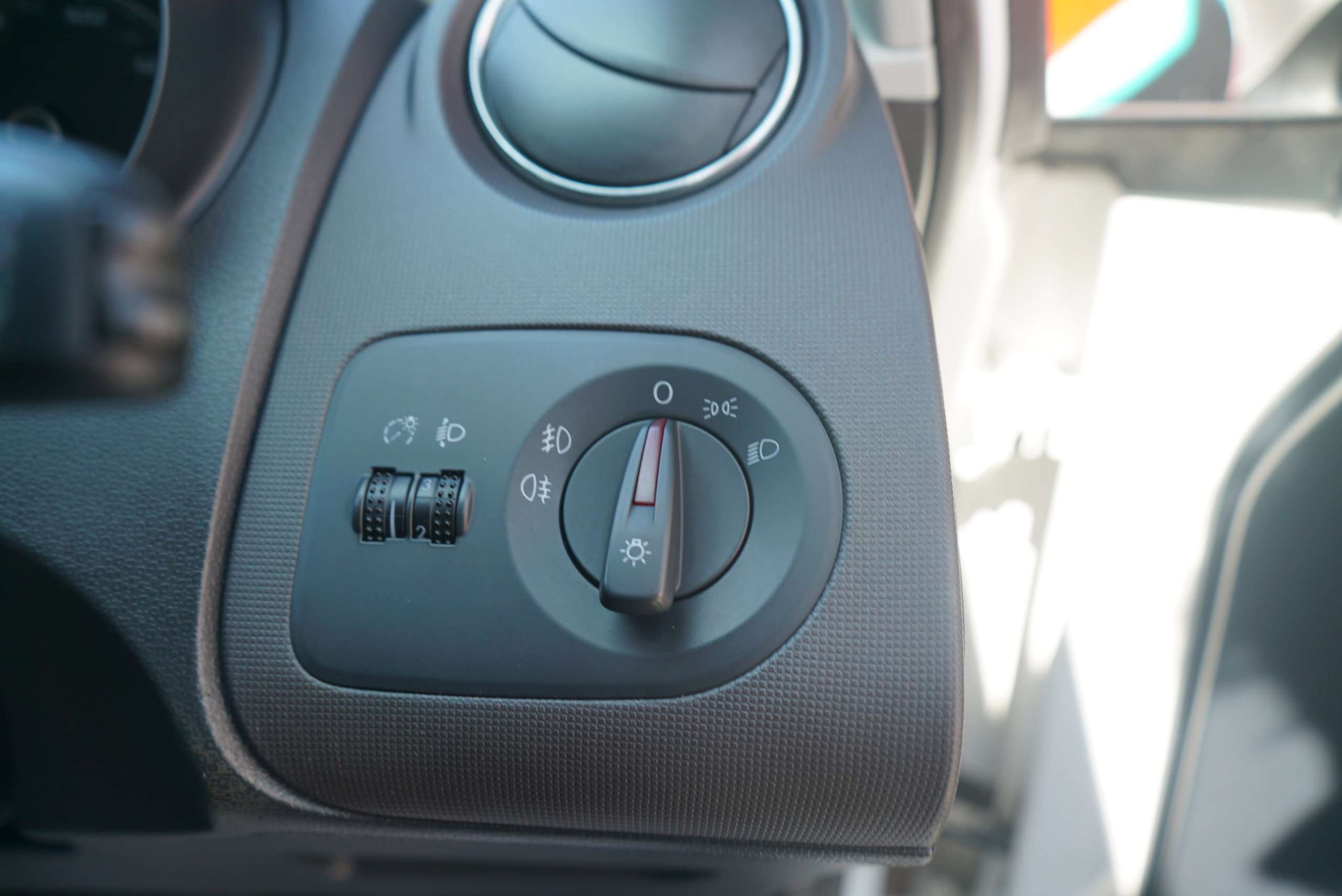 2013 SEAT IBIZA 2013 SEAT IBIZA