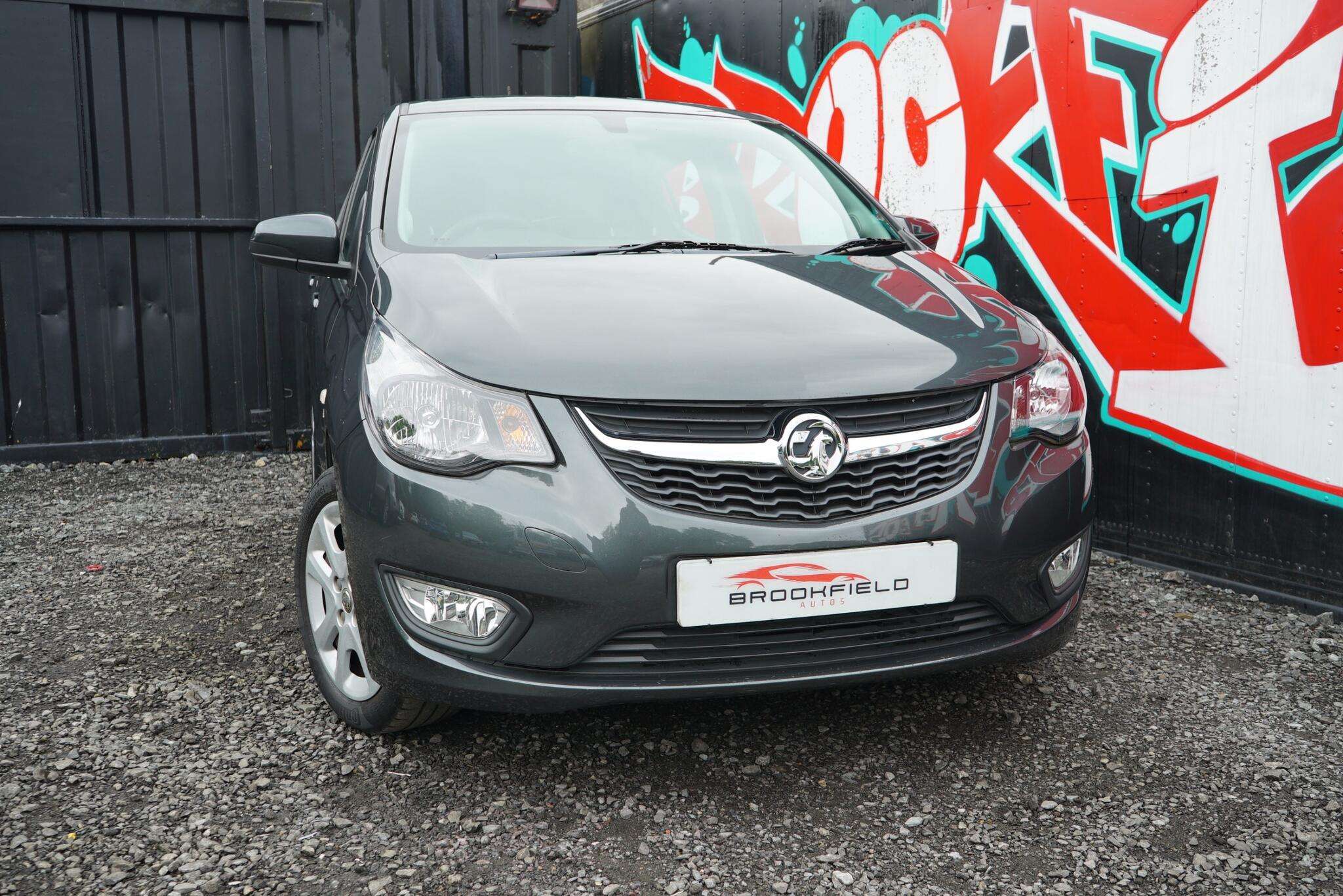 A 2017 VAUXHALL VIVA 1.0i SE Hatchback 5dr Petrol Manual Euro 6 (75 ps) A 2017 VAUXHALL VIVA 1.0i SE Hatchback 5dr Petrol Manual Euro 6 (75 ps)
