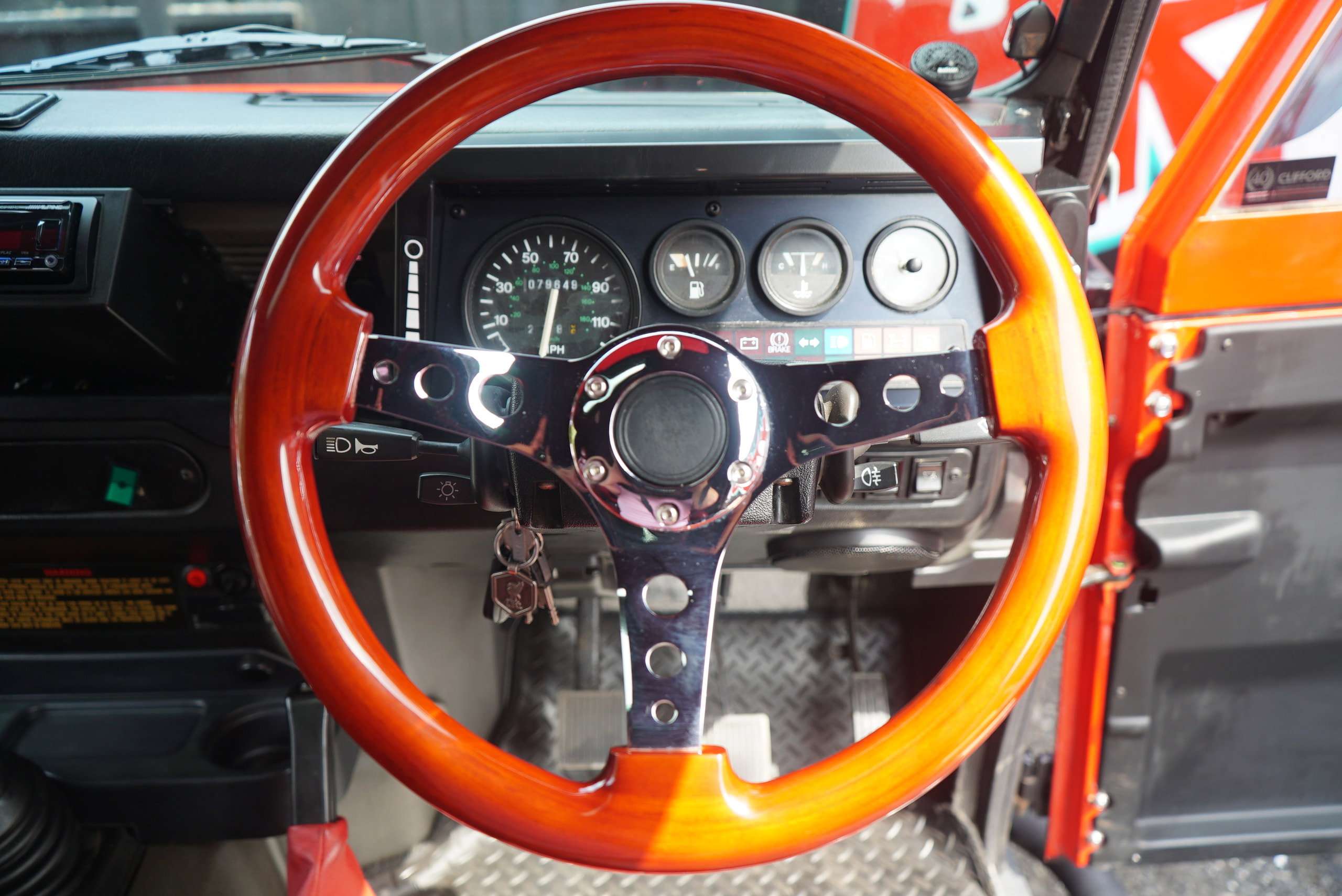 1993 LAND ROVER DEFENDER 90 1993 LAND ROVER DEFENDER 90