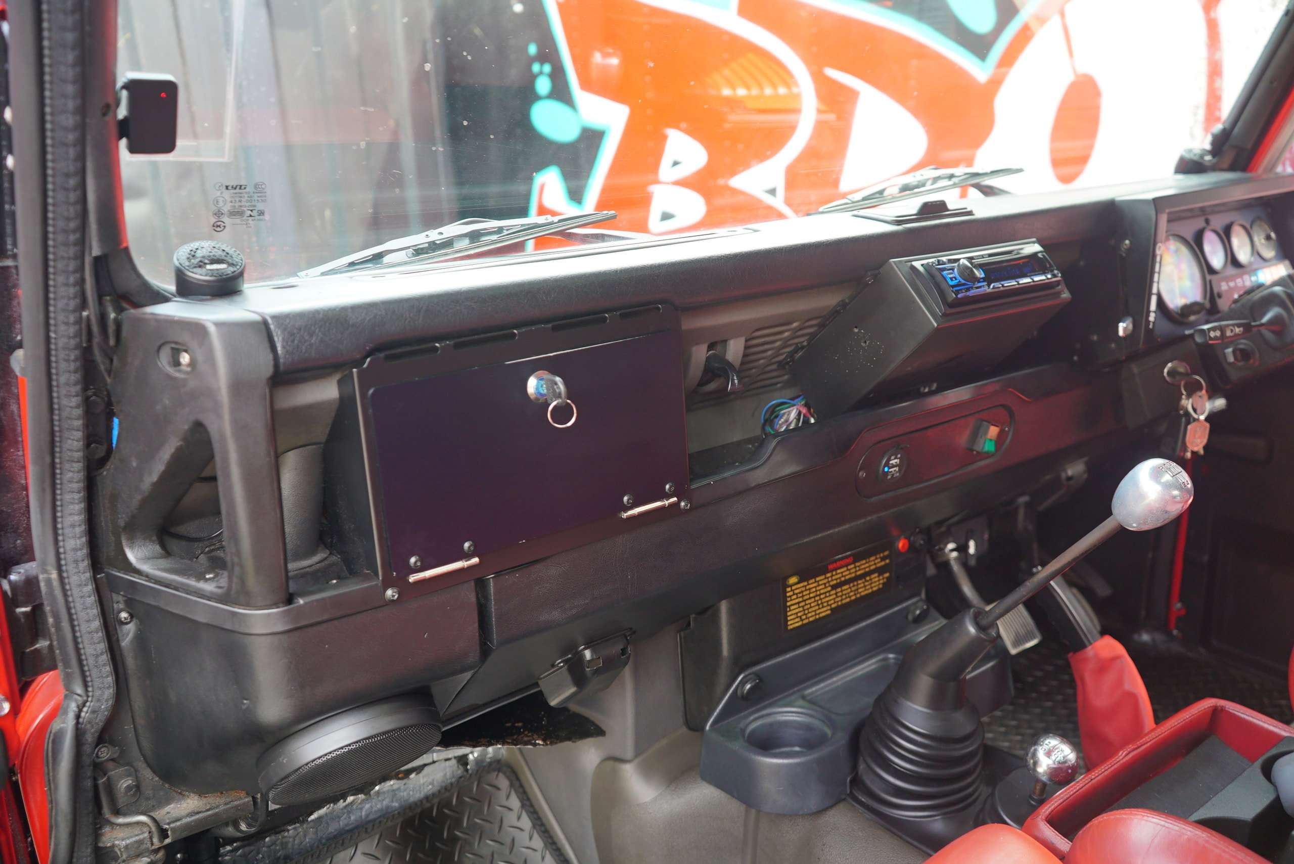 1993 LAND ROVER DEFENDER 90 1993 LAND ROVER DEFENDER 90