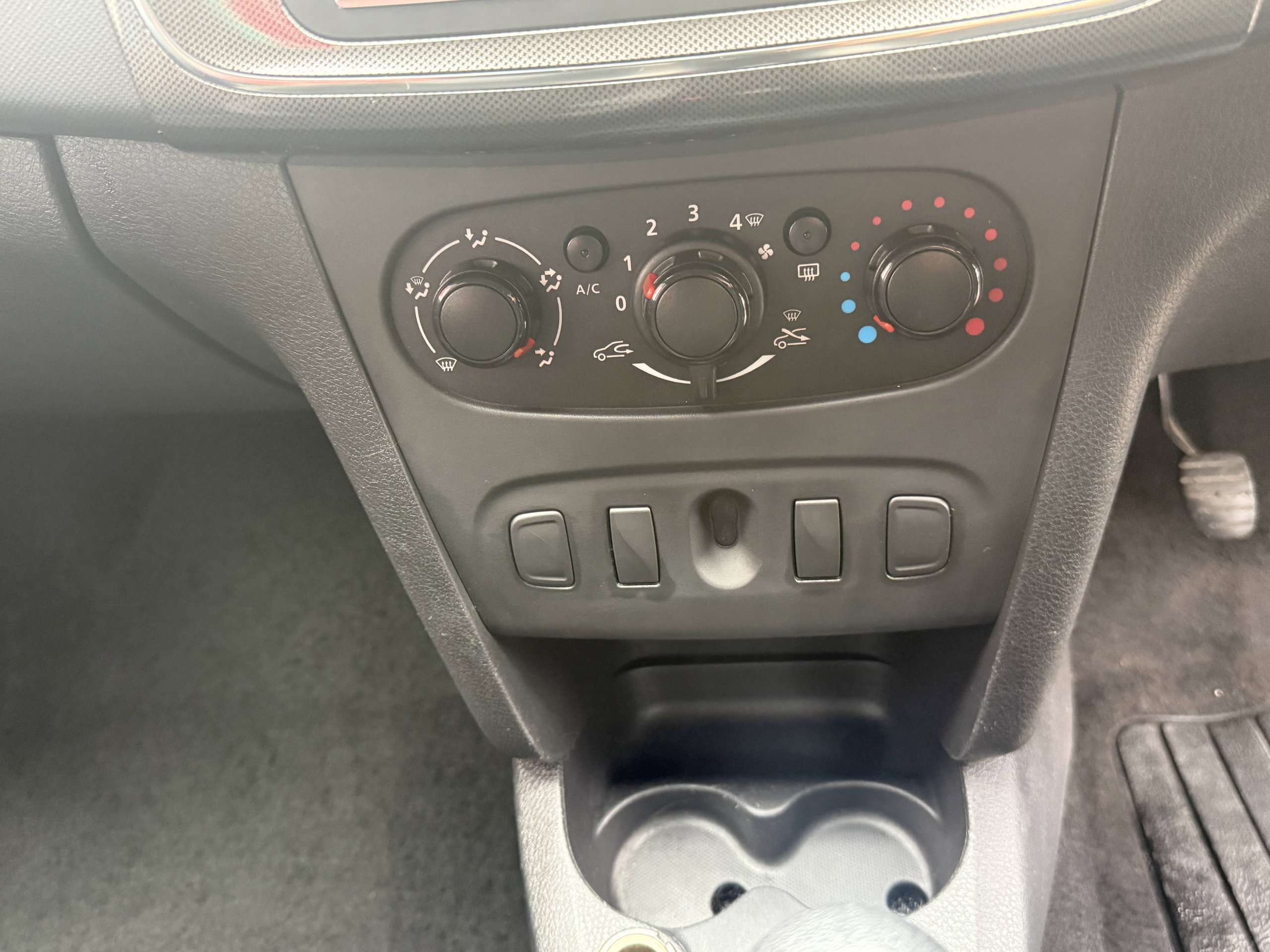 2017 DACIA SANDERO STEPWAY 2017 DACIA SANDERO STEPWAY