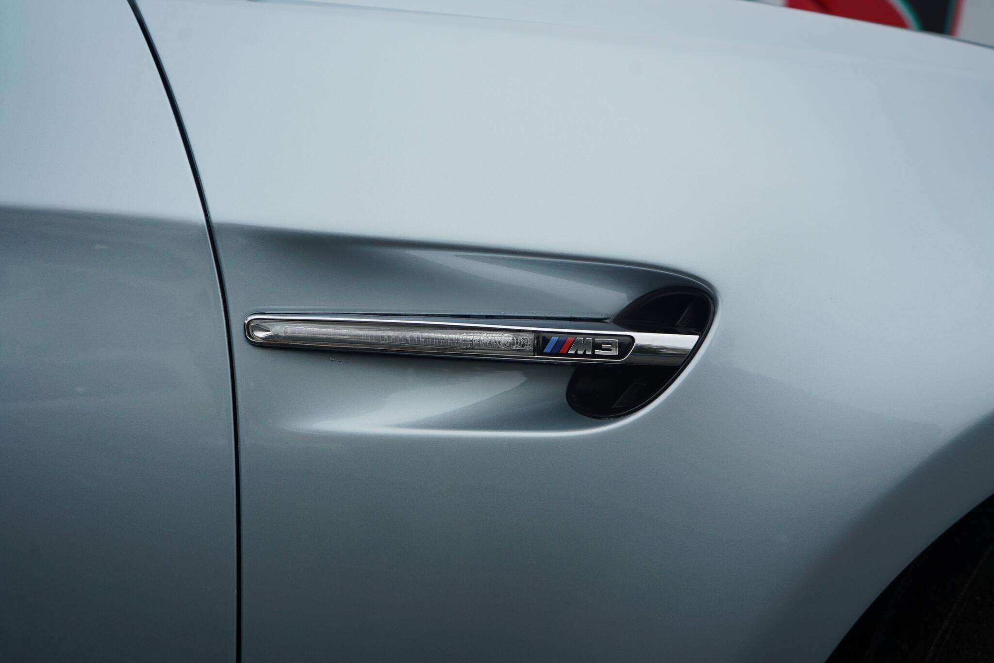 2012 BMW M3 2012 BMW M3