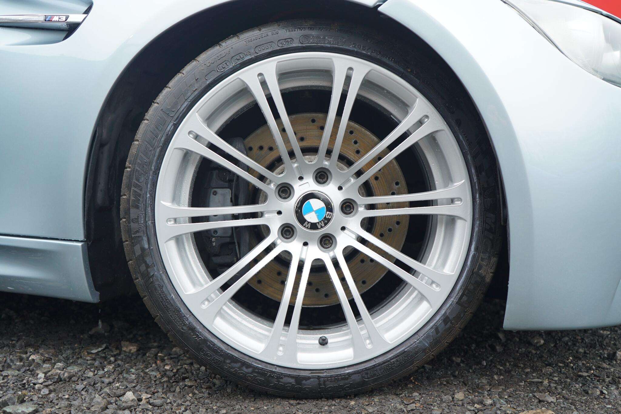 2012 BMW M3 2012 BMW M3
