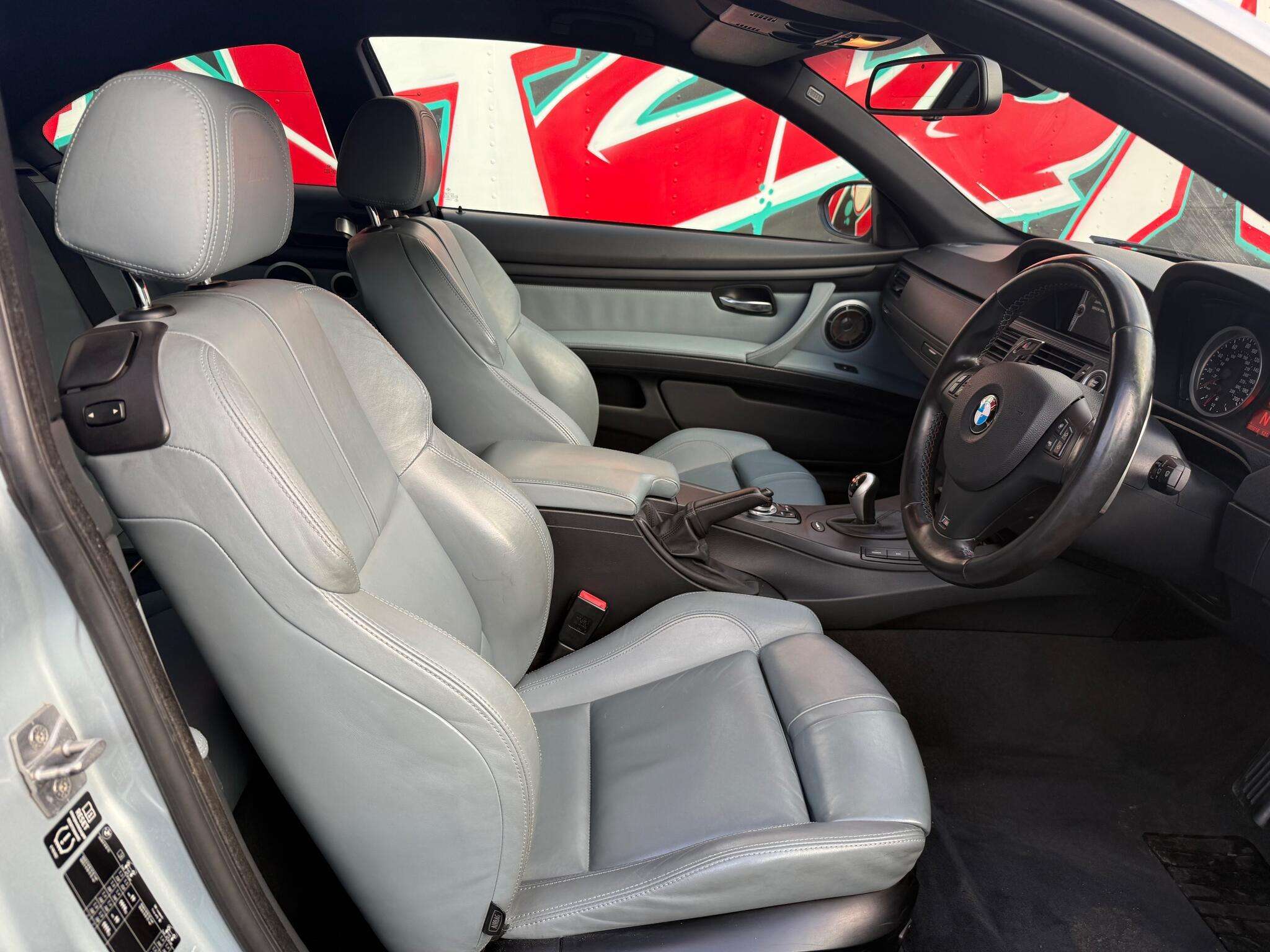 2012 BMW M3 2012 BMW M3