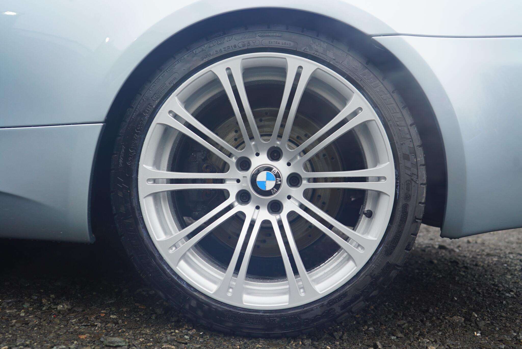 2012 BMW M3 2012 BMW M3